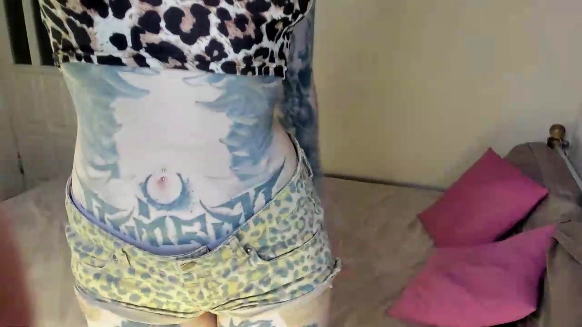 Gallery image thumbnail from LiluKayden's myfreecams stream on, 08/19/2026, 19:00 image 10 of 20