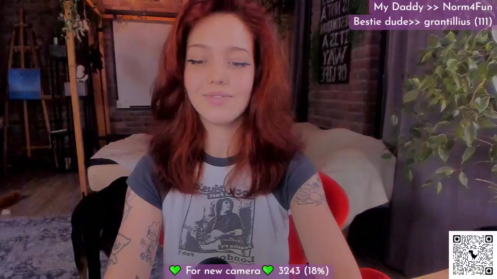 Gallery image thumbnail from Lilu_rock's myfreecams stream on, 11/19/2024, 19:28 image 16 of 20