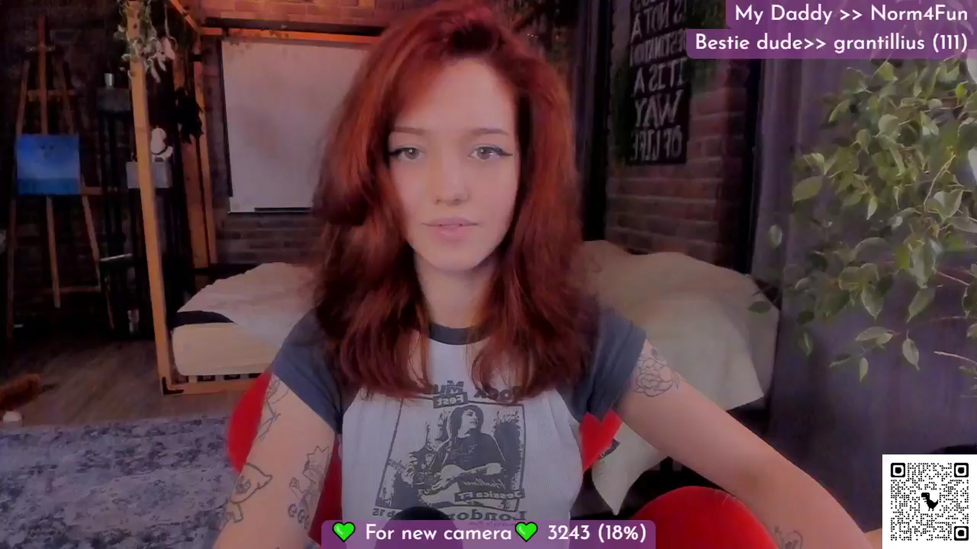 Gallery image thumbnail from Lilu_rock's myfreecams stream on, 11/19/2024, 19:28 image 13 of 20