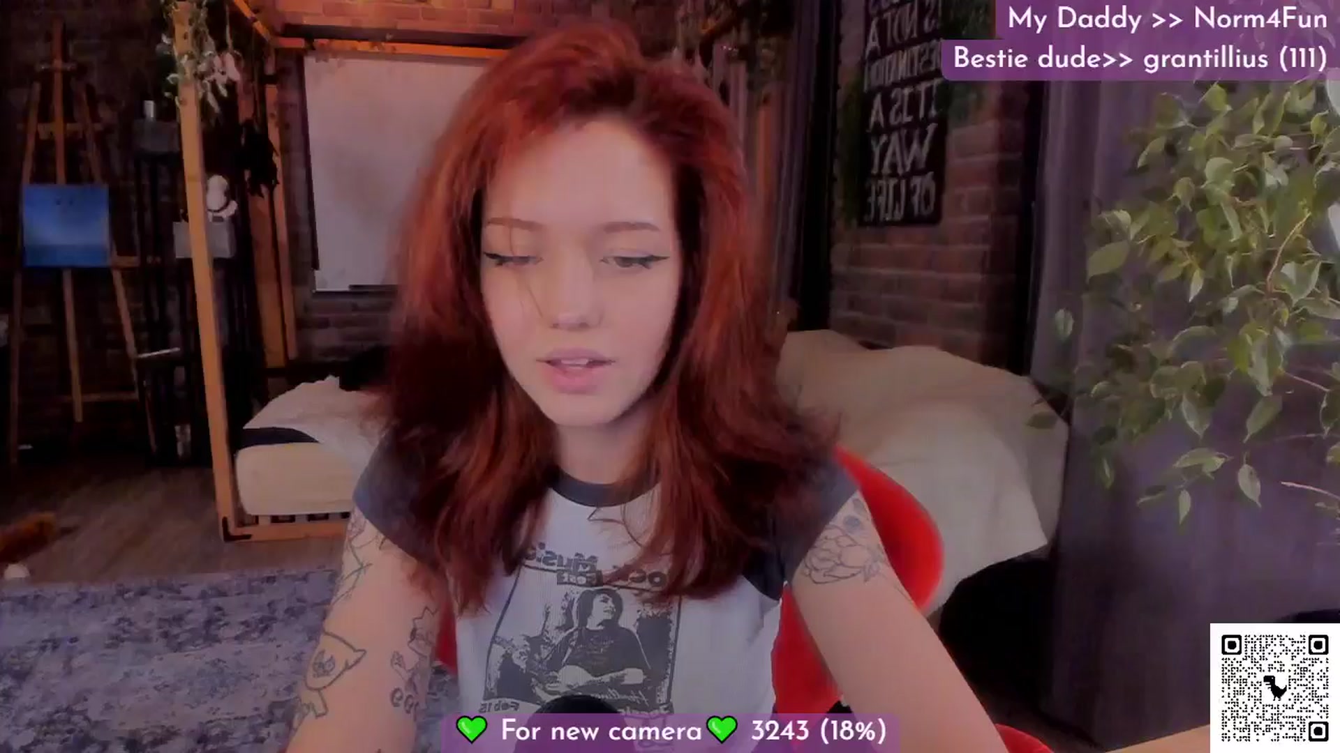 Gallery image thumbnail from Lilu_rock's myfreecams stream on, 11/19/2024, 19:28 image 17 of 20