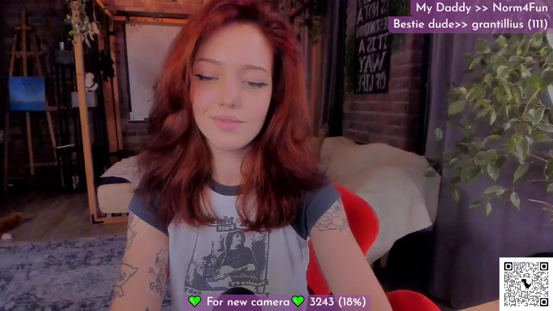 Gallery image thumbnail from Lilu_rock's myfreecams stream on, 11/19/2024, 19:28 image 15 of 20