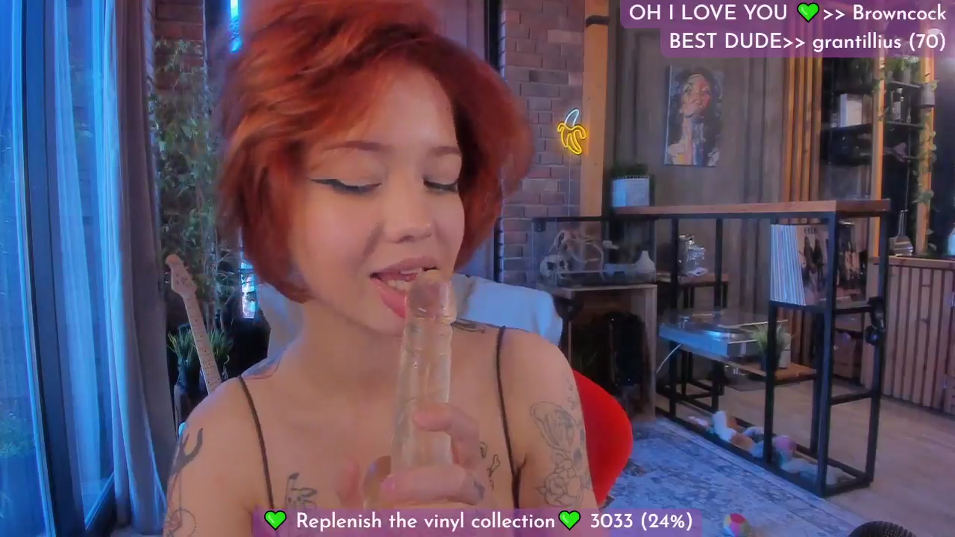 Gallery image thumbnail from Lilu_rock's myfreecams stream on, 01/10/2025, 08:29 image 14 of 20