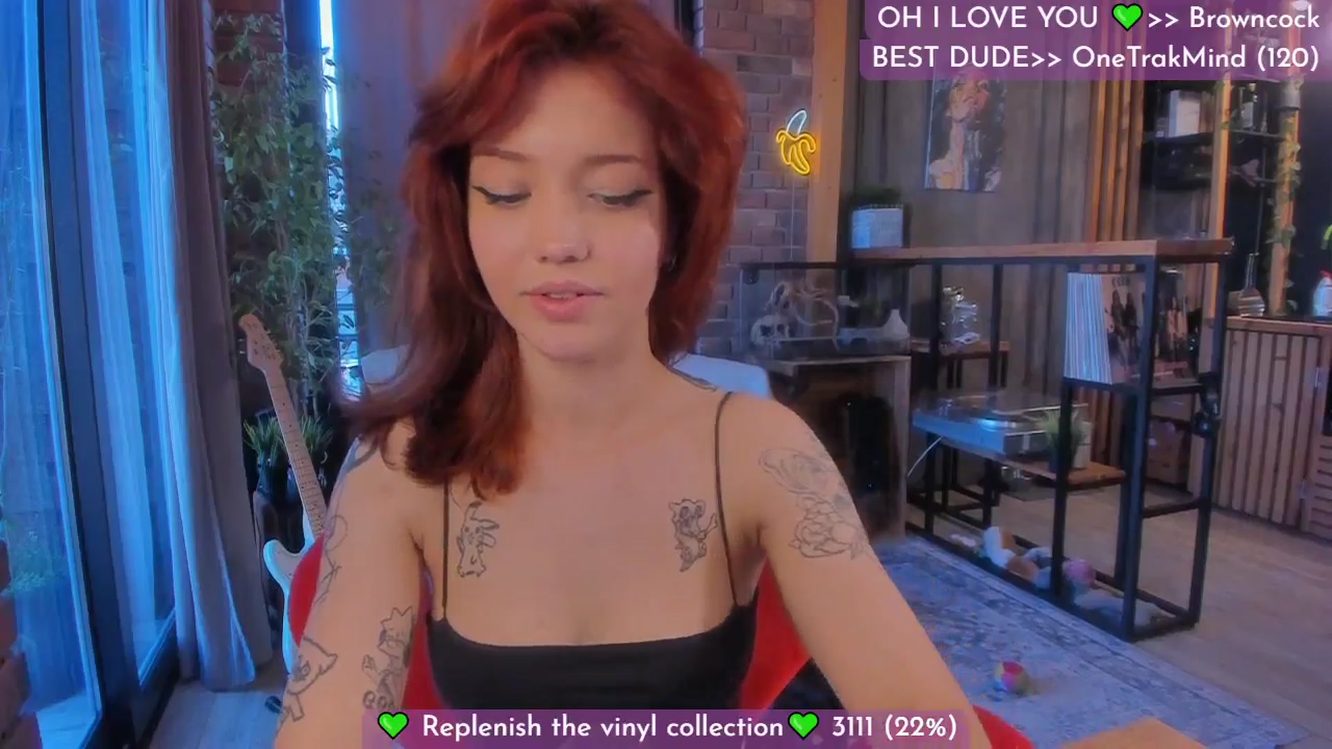 Gallery image thumbnail from Lilu_rock's myfreecams stream on, 01/10/2025, 08:29 image 3 of 20