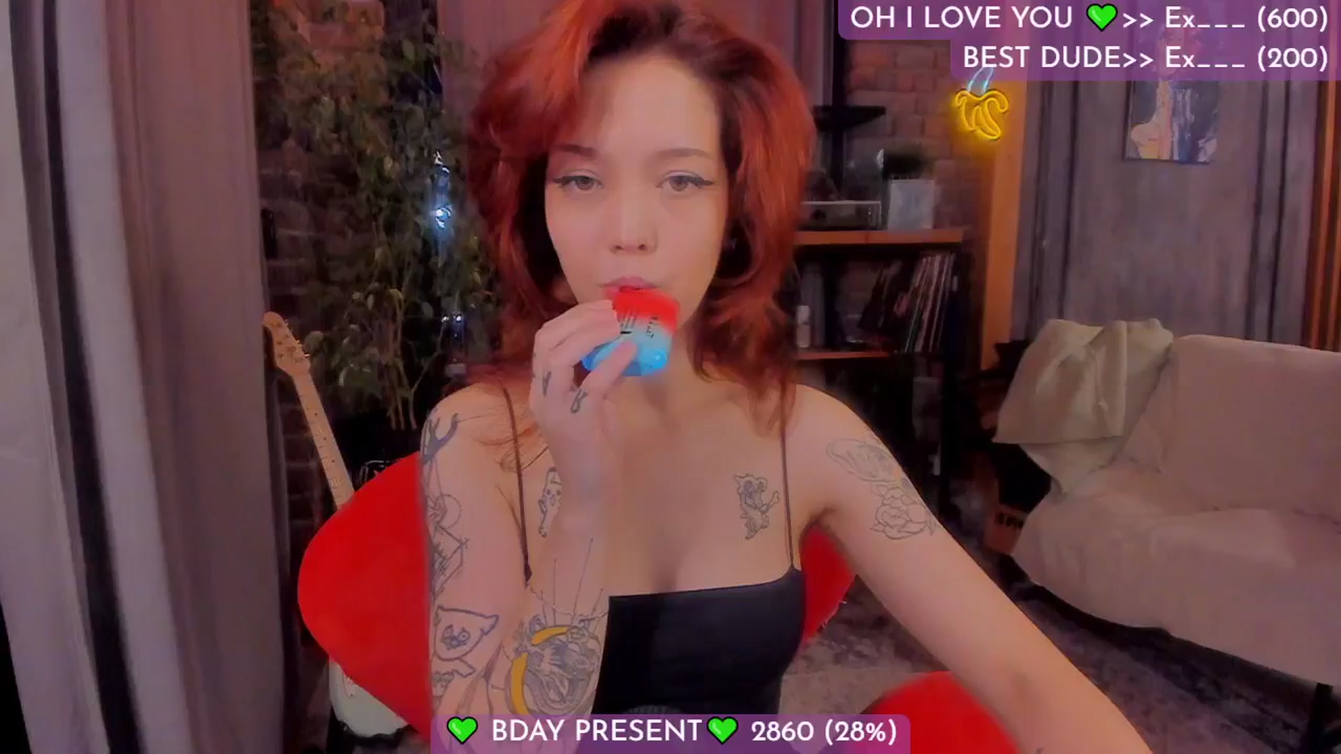 Gallery image thumbnail from Lilu_rock's myfreecams stream on, 02/14/2025, 19:14 image 12 of 20