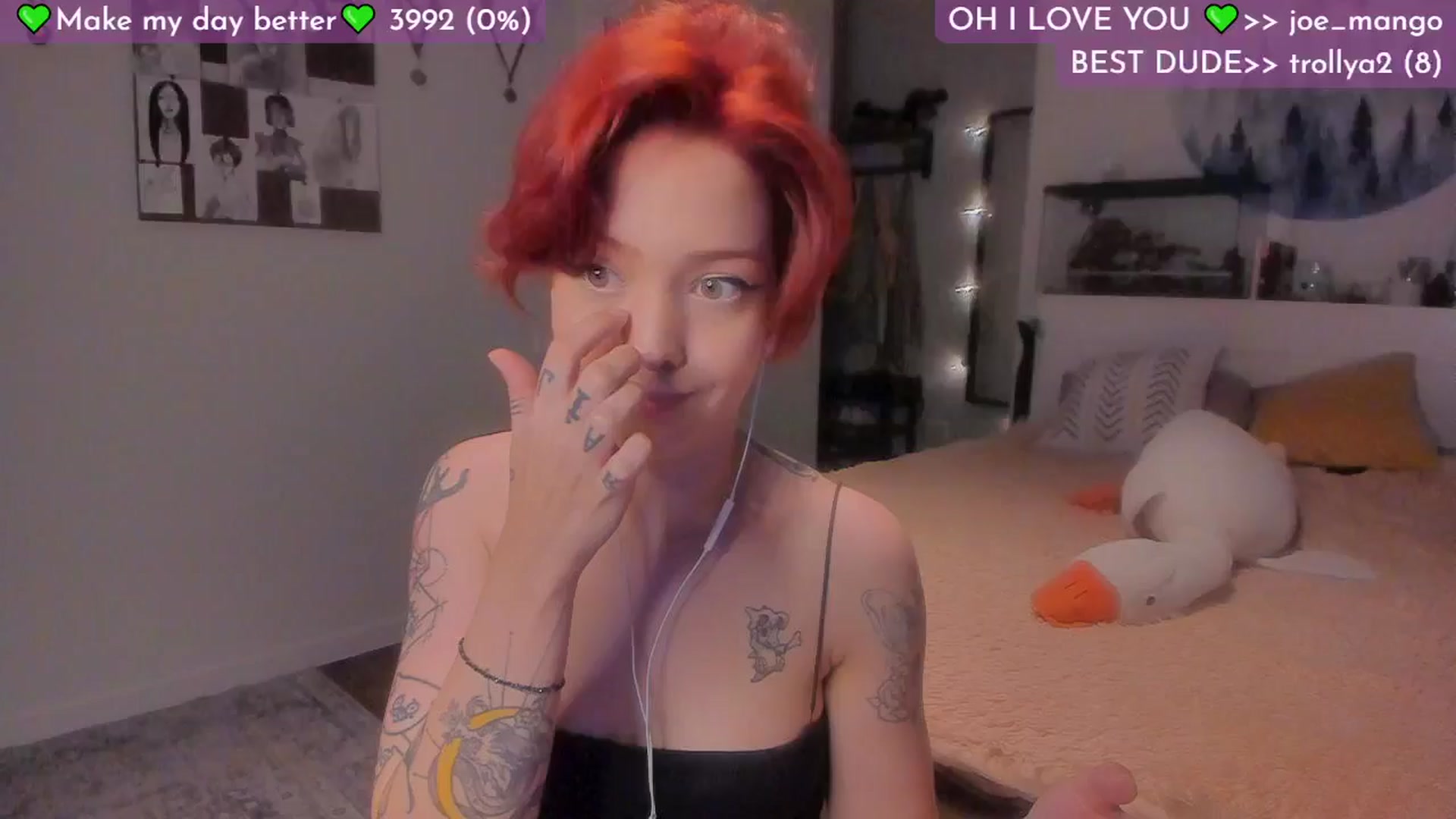 Gallery image thumbnail from Lilu_rock's myfreecams stream on, 05/13/2025, 18:04 image 9 of 20