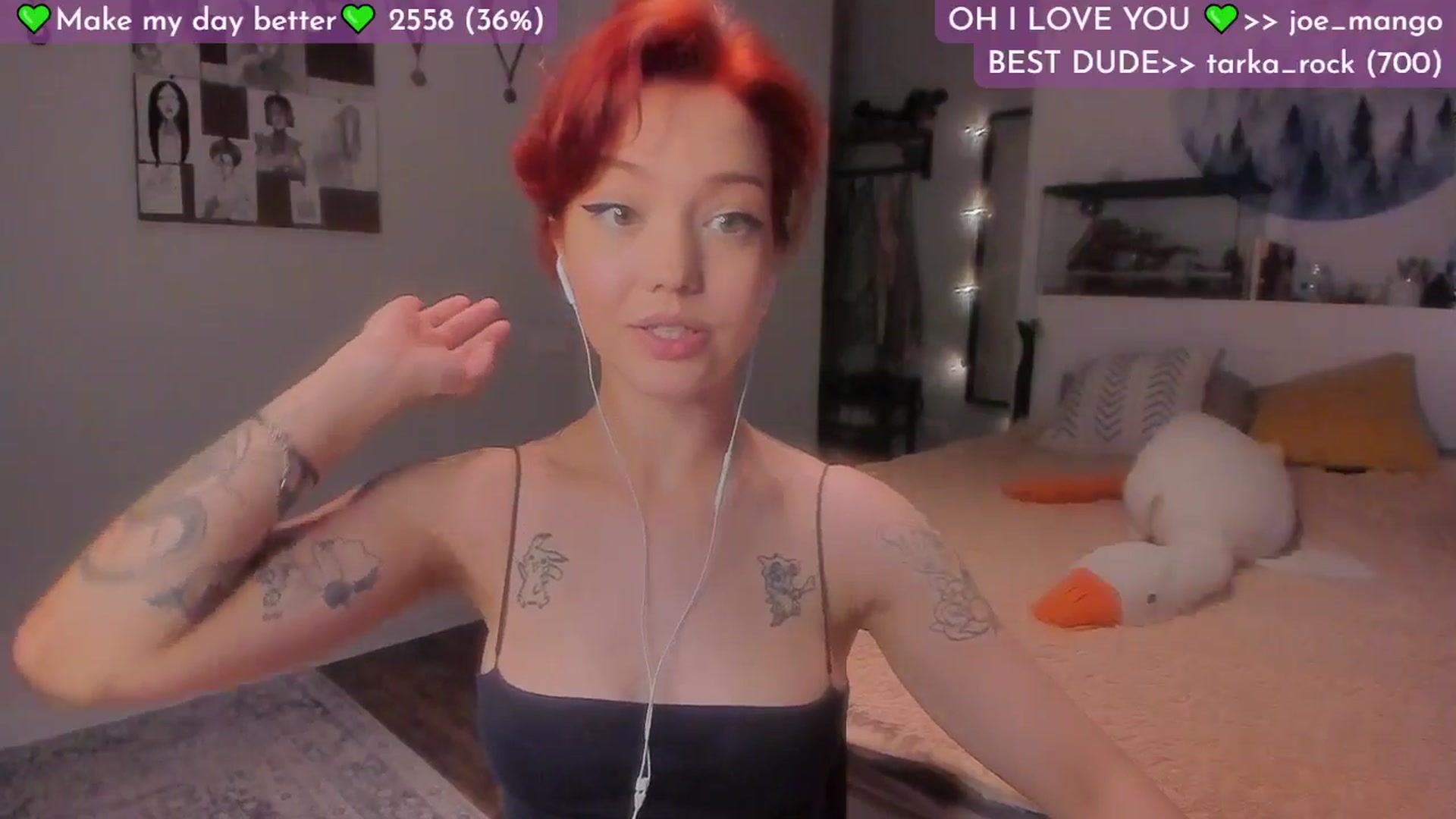 Gallery image thumbnail from Lilu_rock's myfreecams stream on, 05/13/2025, 19:07 image 5 of 20