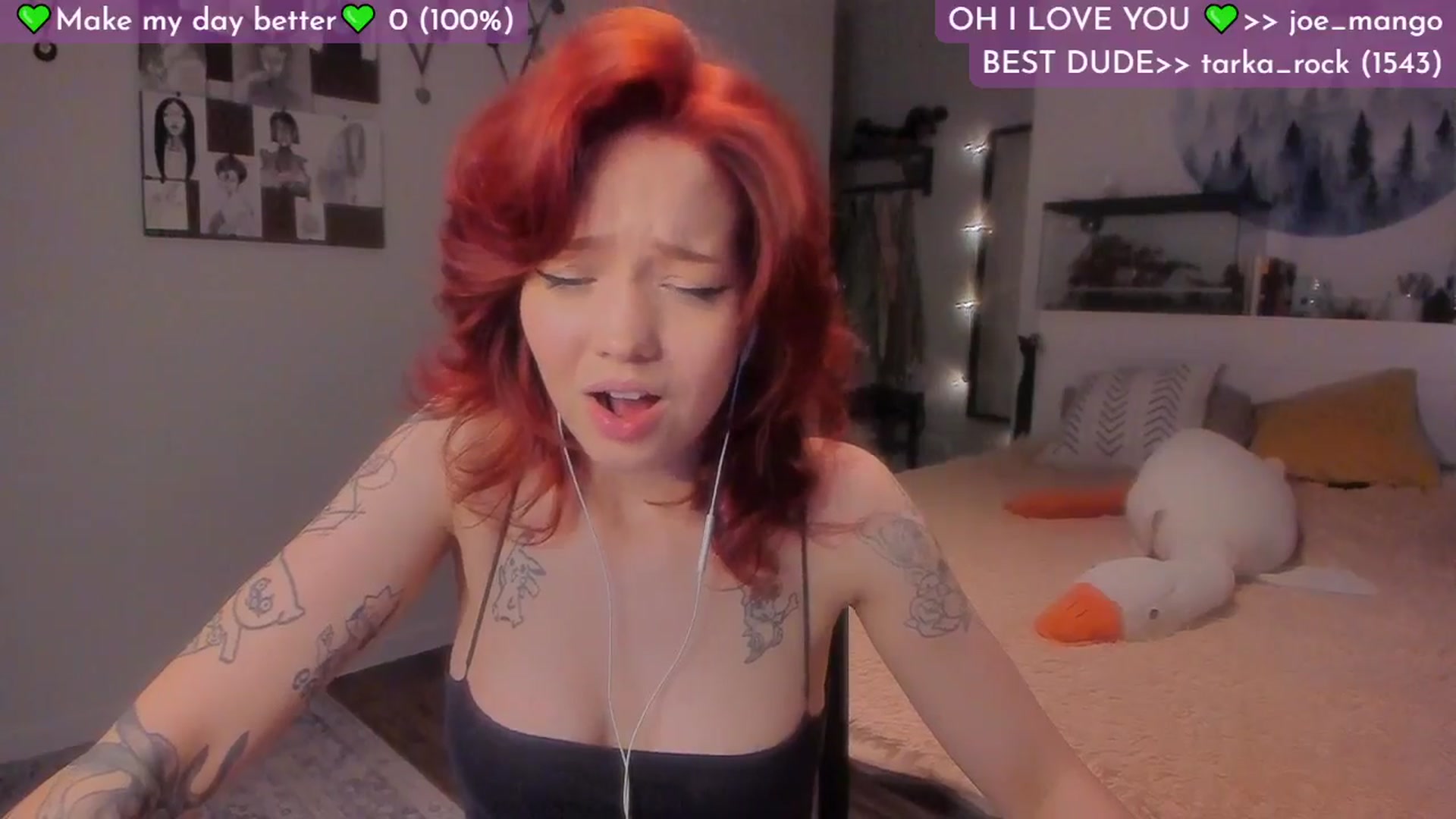 Gallery image thumbnail from Lilu_rock's myfreecams stream on, 05/13/2025, 19:07 image 16 of 20
