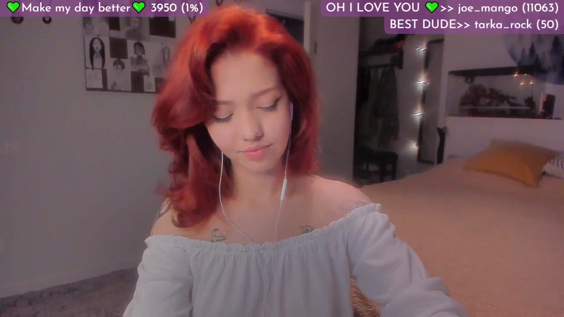 Gallery image thumbnail from Lilu_rock's myfreecams stream on, 05/15/2025, 19:03 image 4 of 20