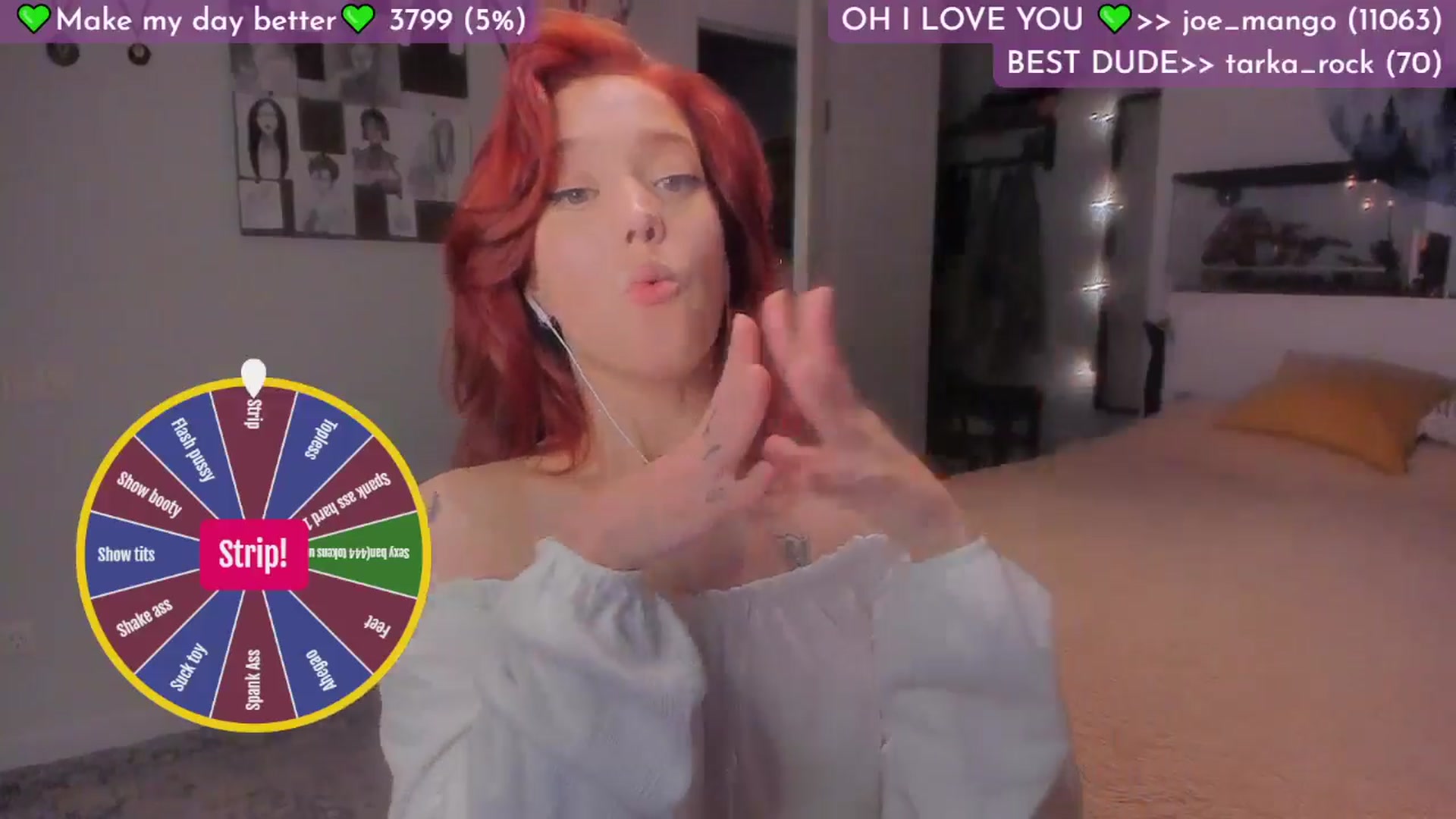 Gallery image thumbnail from Lilu_rock's myfreecams stream on, 05/15/2025, 19:03 image 15 of 20