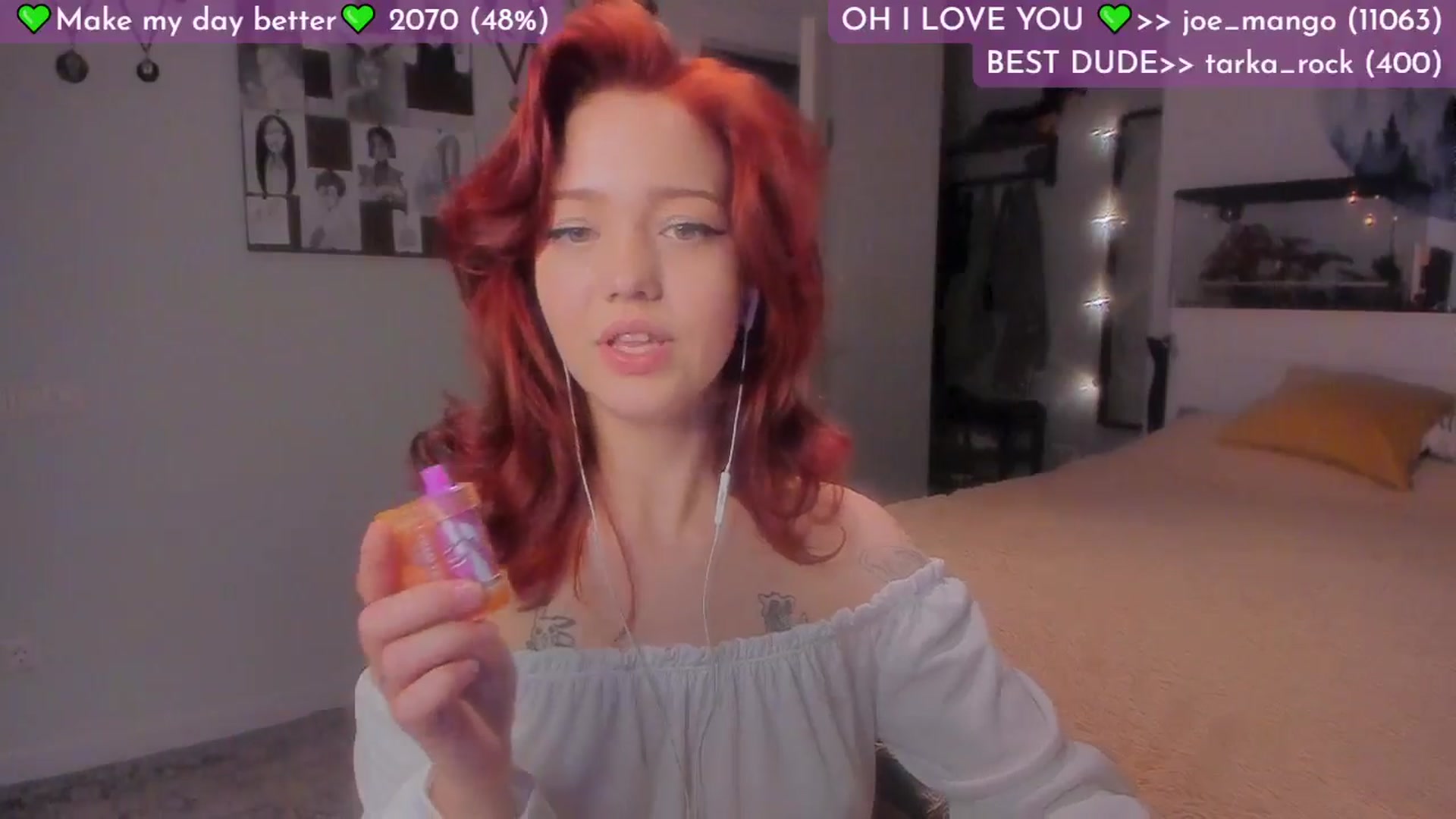 Gallery image thumbnail from Lilu_rock's myfreecams stream on, 05/15/2025, 19:53 image 17 of 20