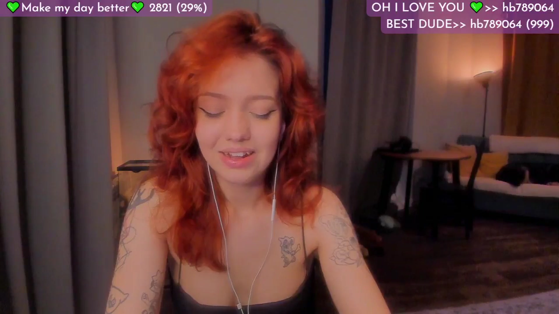 Gallery image thumbnail from Lilu_rock's myfreecams stream on, 06/18/2025, 17:36 image 19 of 20