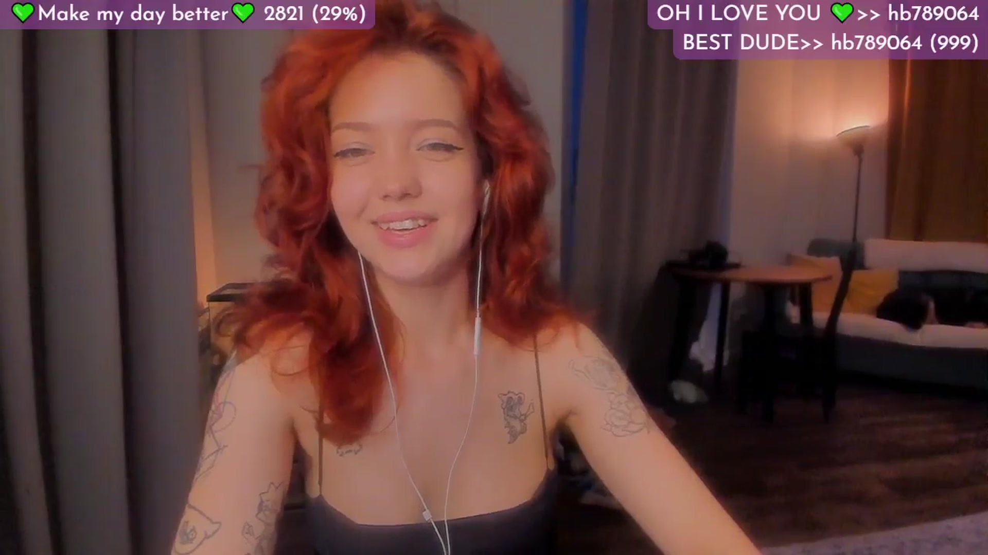 Gallery image thumbnail from Lilu_rock's myfreecams stream on, 06/18/2025, 17:36 image 16 of 20