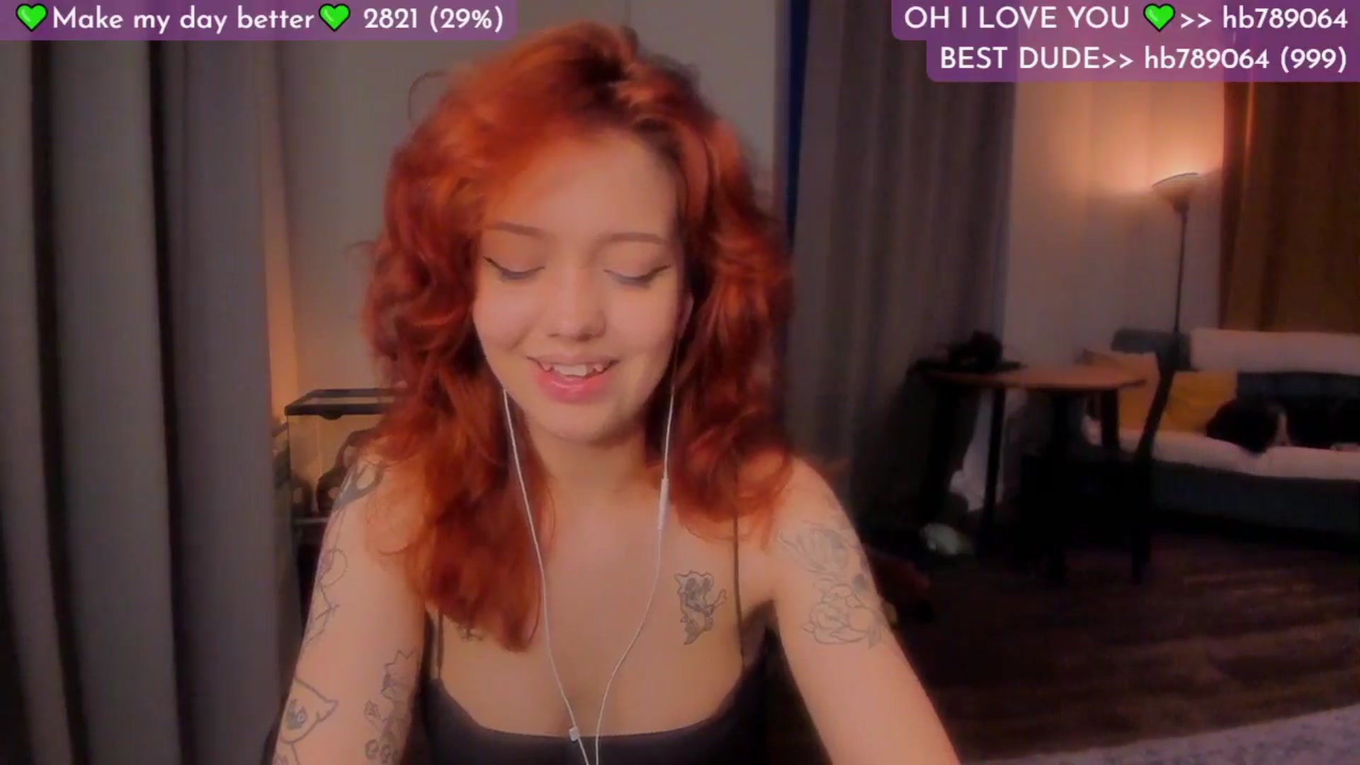 Gallery image thumbnail from Lilu_rock's myfreecams stream on, 06/18/2025, 17:36 image 18 of 20