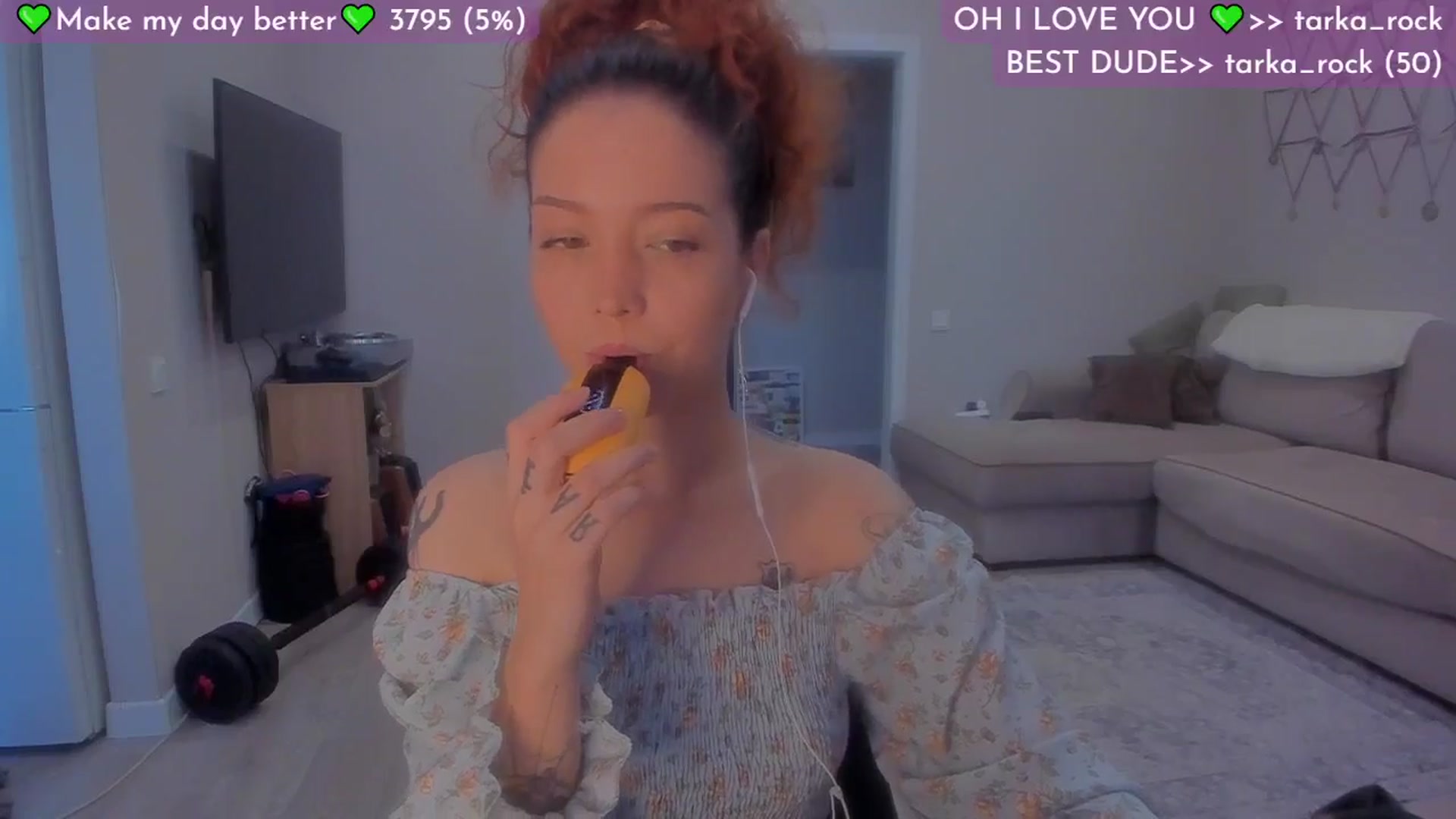 Gallery image thumbnail from Lilu_rock's myfreecams stream on, 09/22/2025, 06:30 image 15 of 20