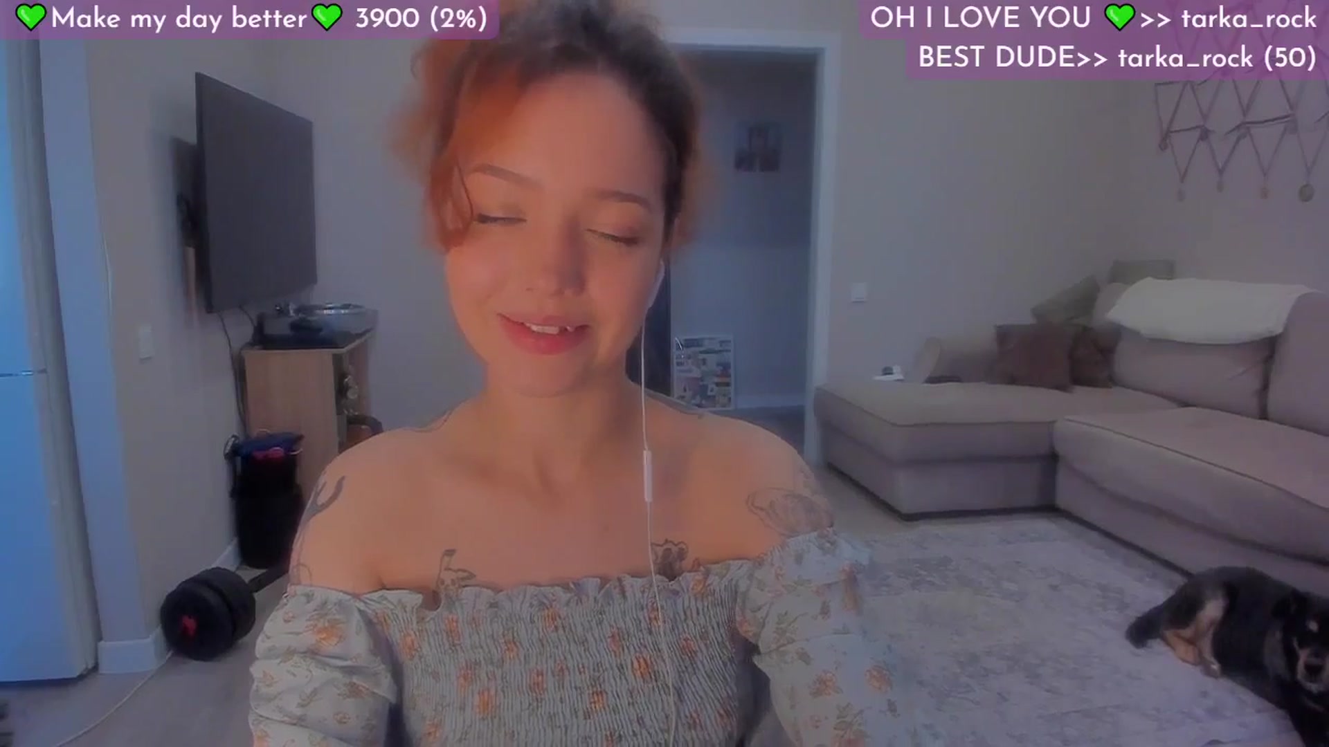 Gallery image thumbnail from Lilu_rock's myfreecams stream on, 09/22/2025, 06:30 image 3 of 20