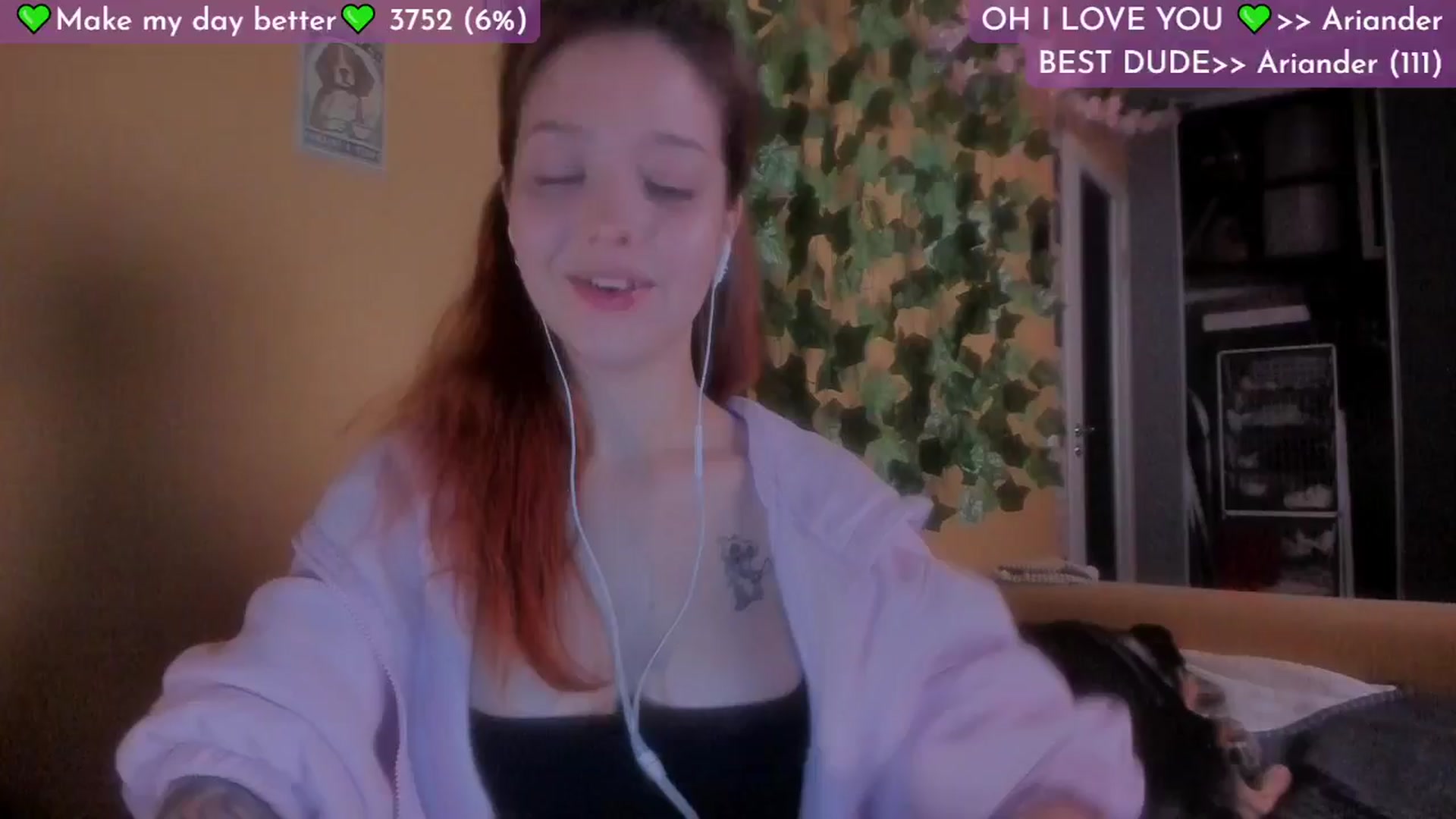 Gallery image thumbnail from Lilu_rock's myfreecams stream on, 12/05/2025, 01:07 image 11 of 20