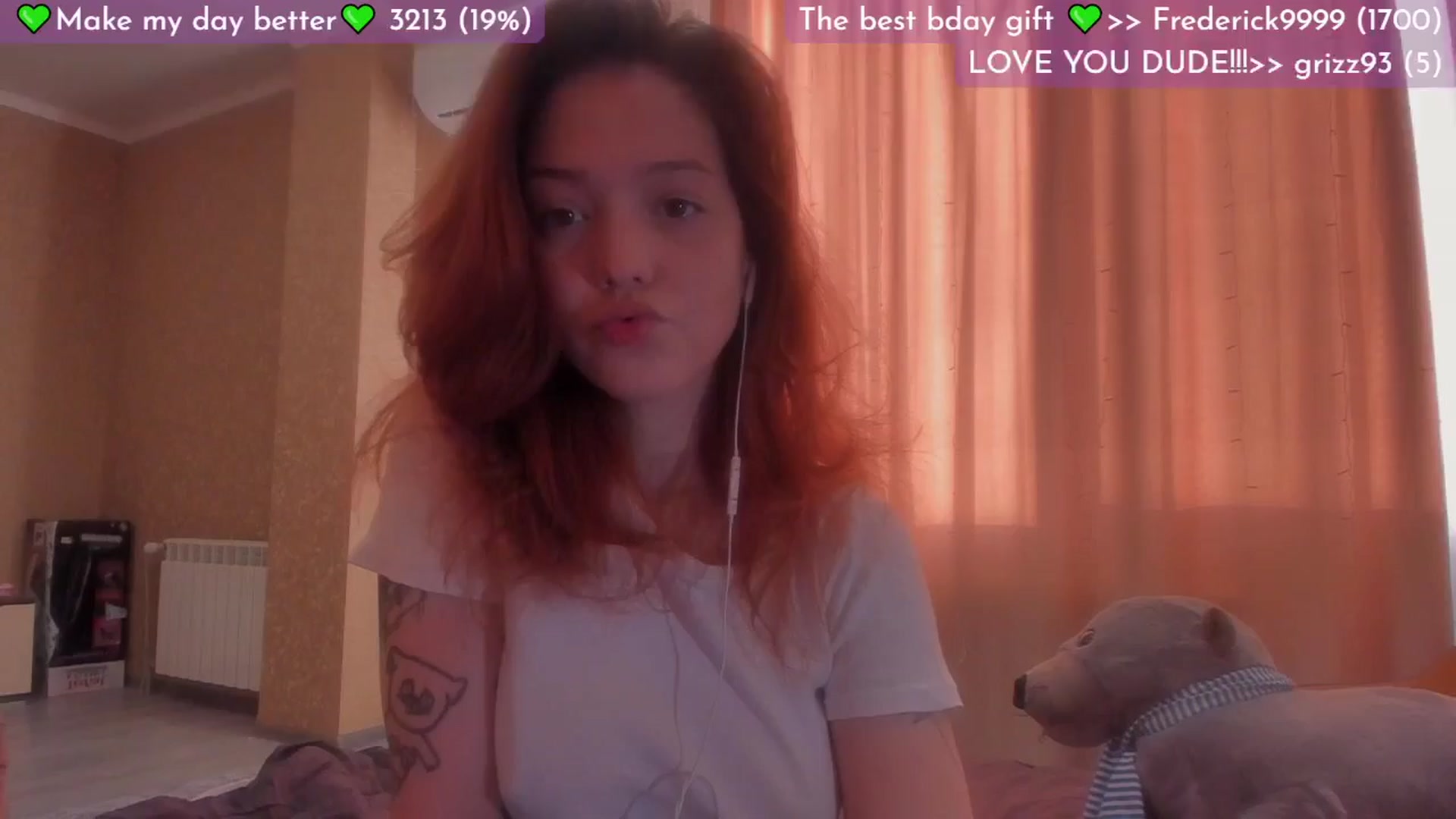Gallery image thumbnail from Lilu_rock's myfreecams stream on, 01/18/2026, 12:44 image 10 of 20