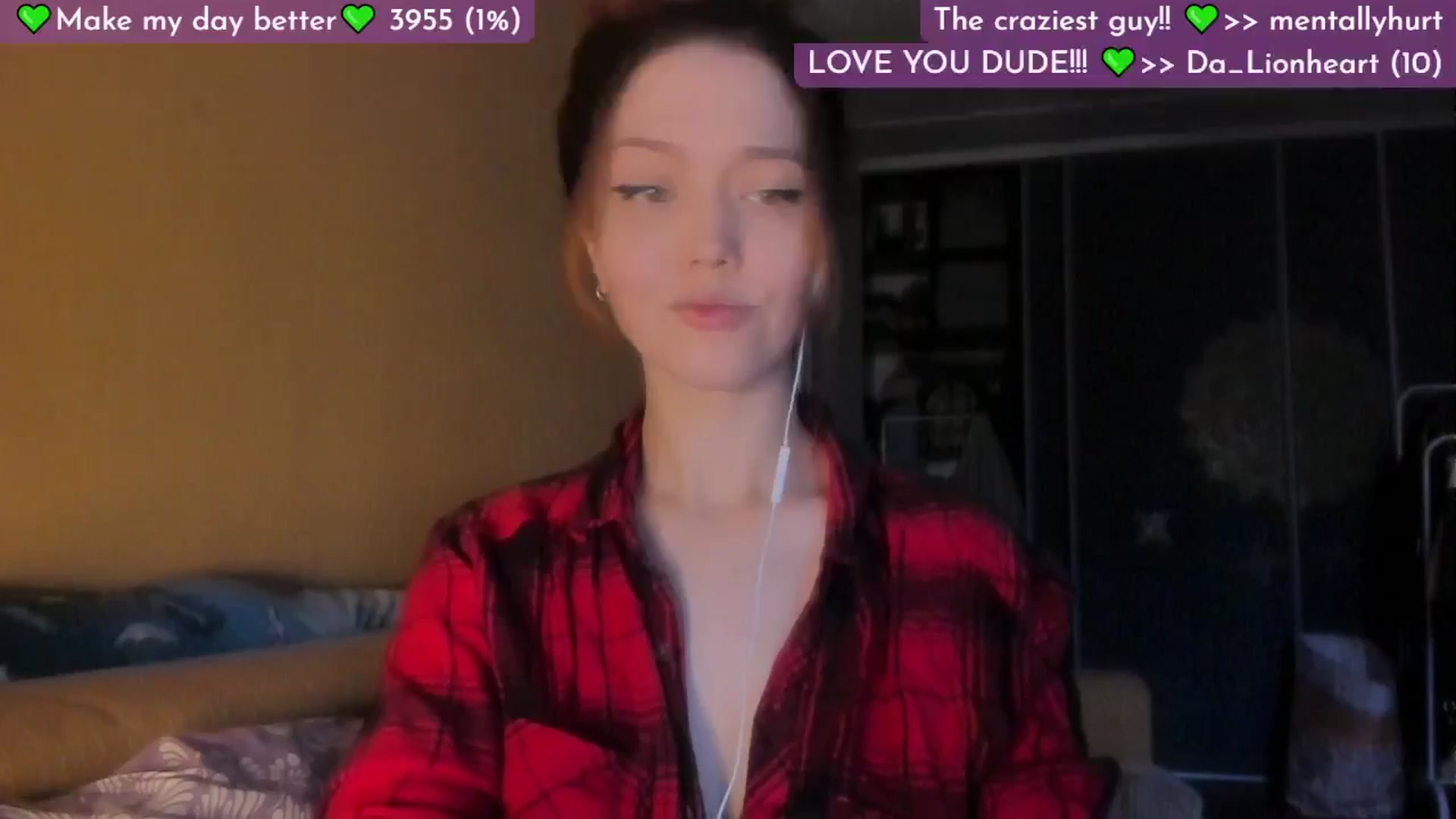 Gallery image thumbnail from Lilu_rock's myfreecams stream on, 04/13/2026, 05:21 image 2 of 20
