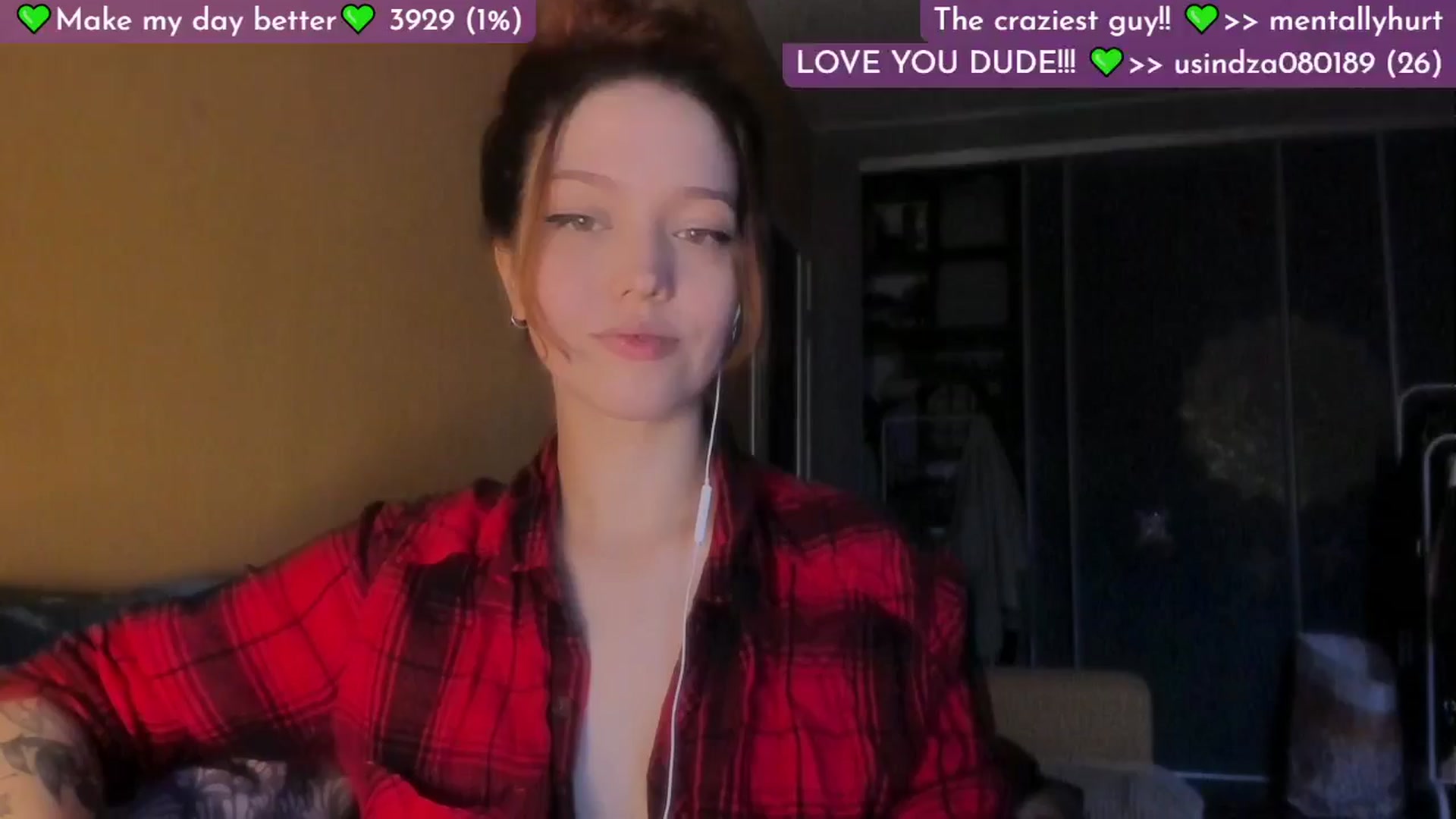 Gallery image thumbnail from Lilu_rock's myfreecams stream on, 04/13/2026, 05:21 image 3 of 20