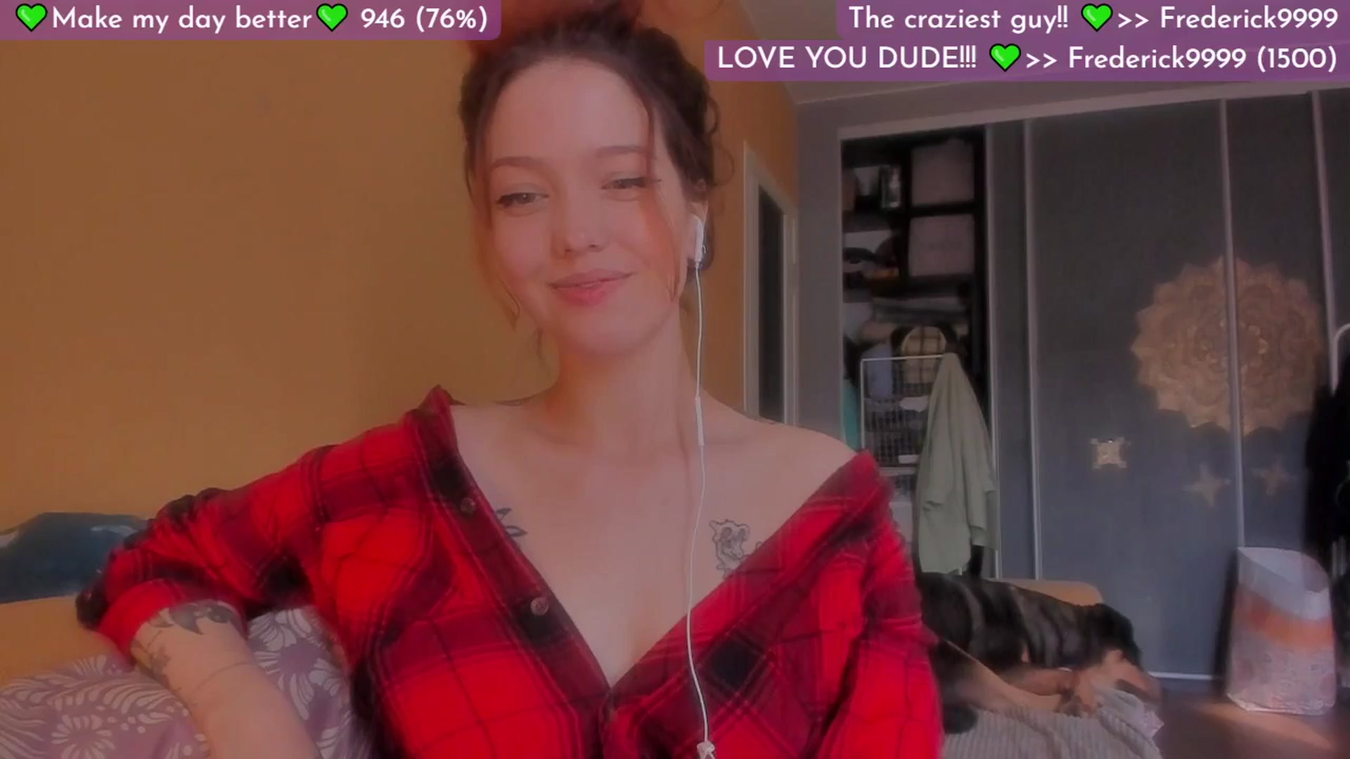 Gallery image thumbnail from Lilu_rock's myfreecams stream on, 04/13/2026, 05:21 image 19 of 20