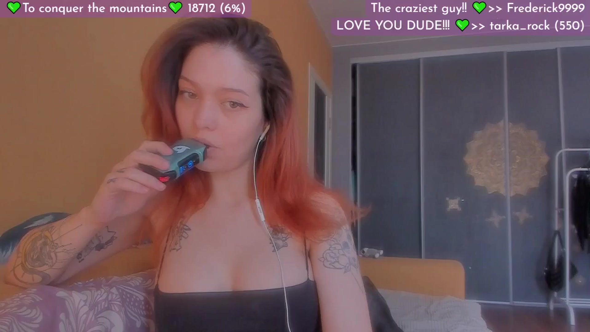 Gallery image thumbnail from Lilu_rock's myfreecams stream on, 04/24/2026, 06:35 image 13 of 20
