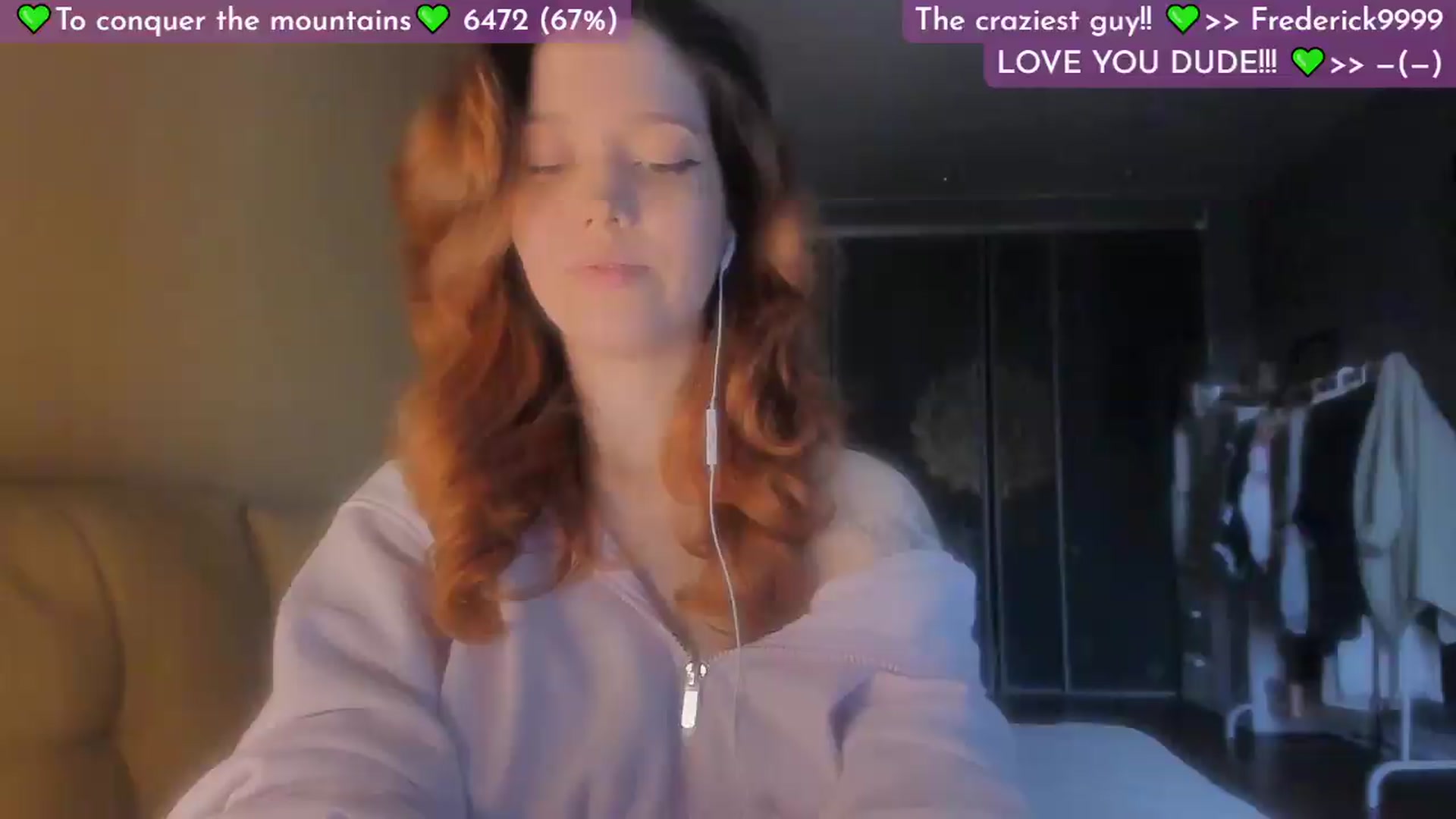Gallery image thumbnail from Lilu_rock's myfreecams stream on, 06/15/2026, 04:16 image 3 of 20
