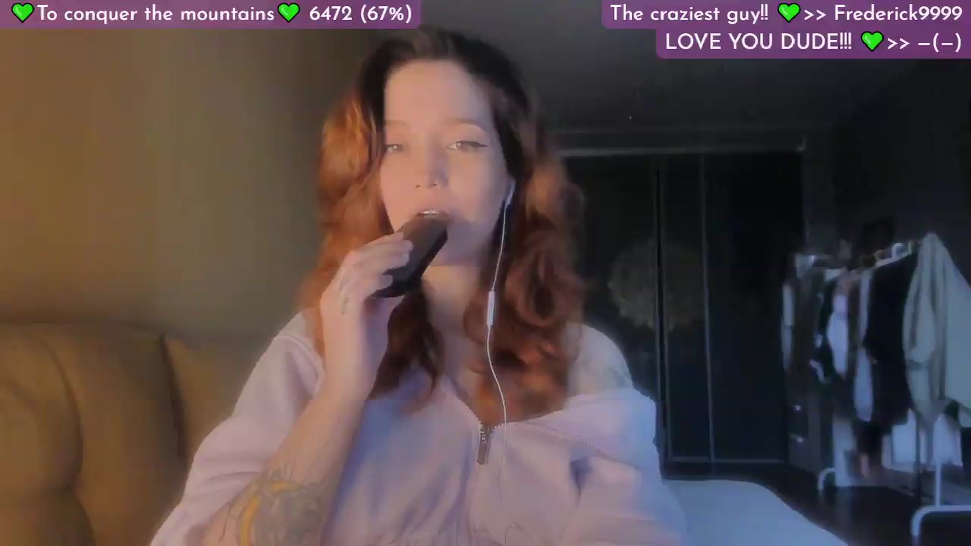 Gallery image thumbnail from Lilu_rock's myfreecams stream on, 06/15/2026, 04:16 image 10 of 20