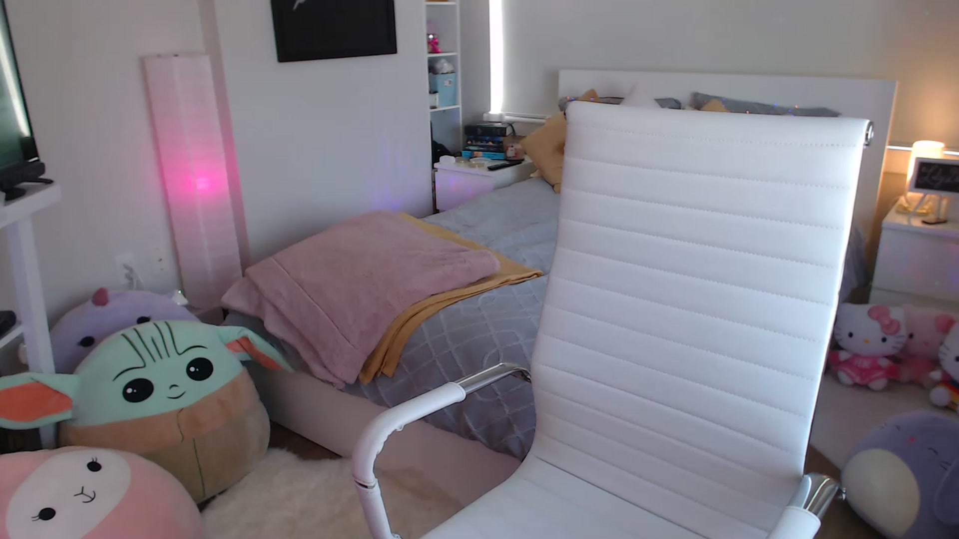 Gallery image thumbnail from LilyBea's myfreecams stream on, 01/17/2023, 16:11 image 10 of 20