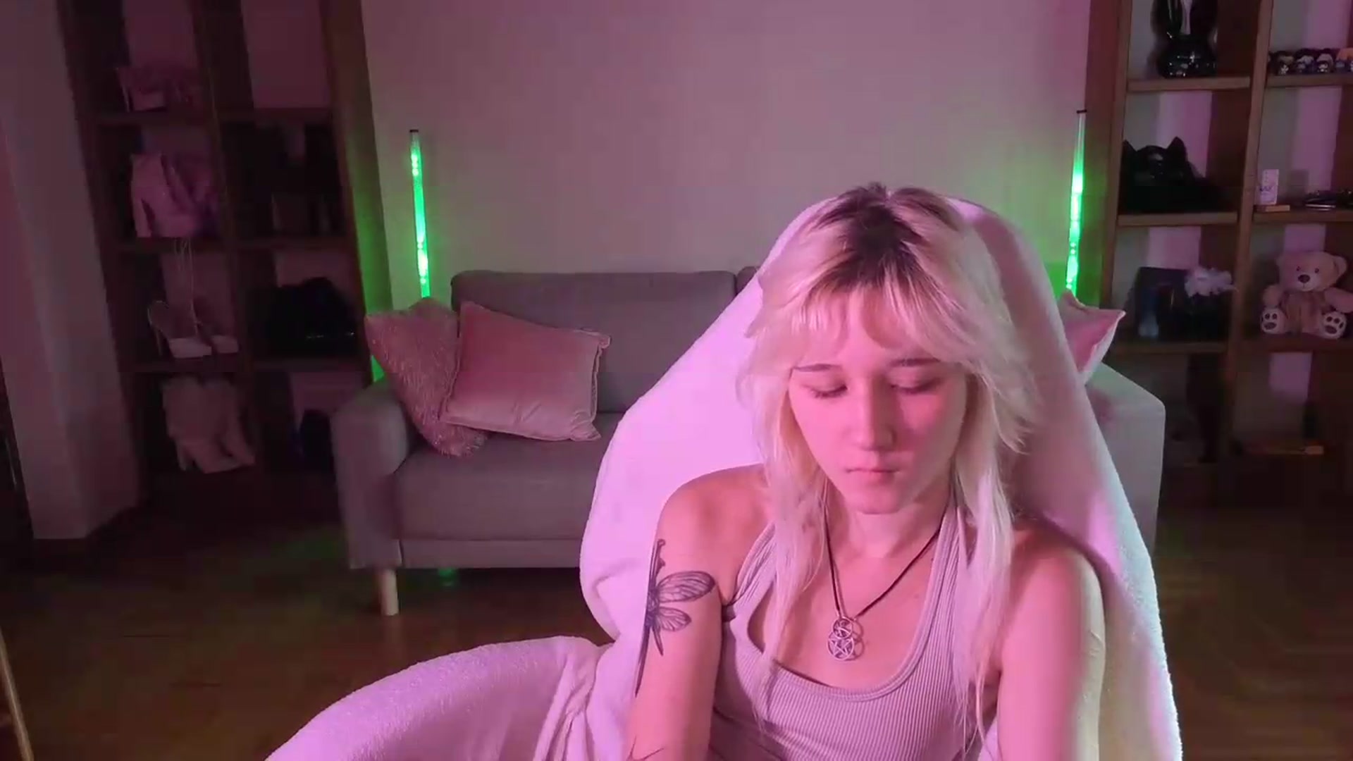 Gallery image thumbnail from LilyBloom's myfreecams stream on, 06/07/2026, 16:30 image 4 of 20