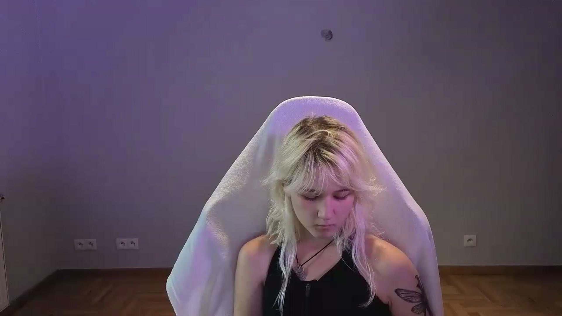 Gallery image thumbnail from LilyBloom's myfreecams stream on, 06/09/2026, 16:20 image 20 of 20