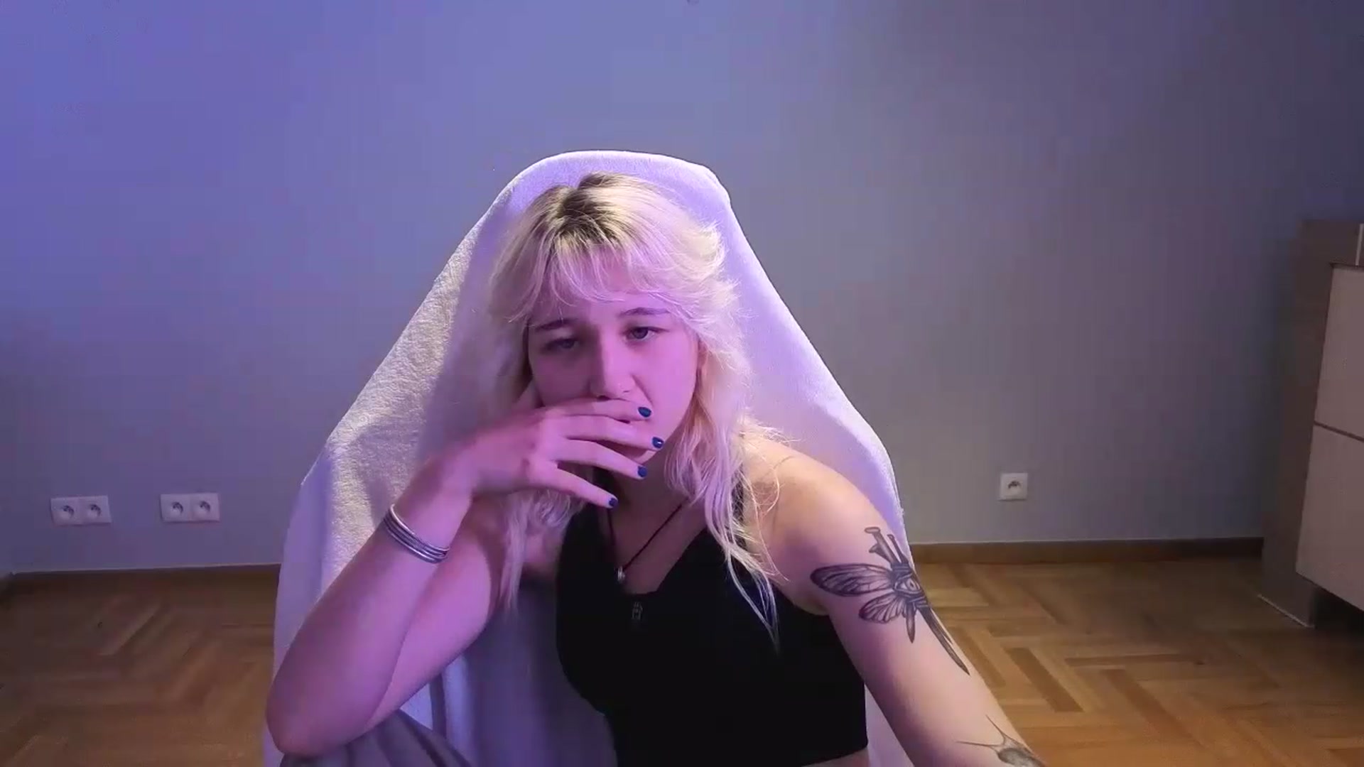 Gallery image thumbnail from LilyBloom's myfreecams stream on, 06/09/2026, 18:41 image 19 of 20