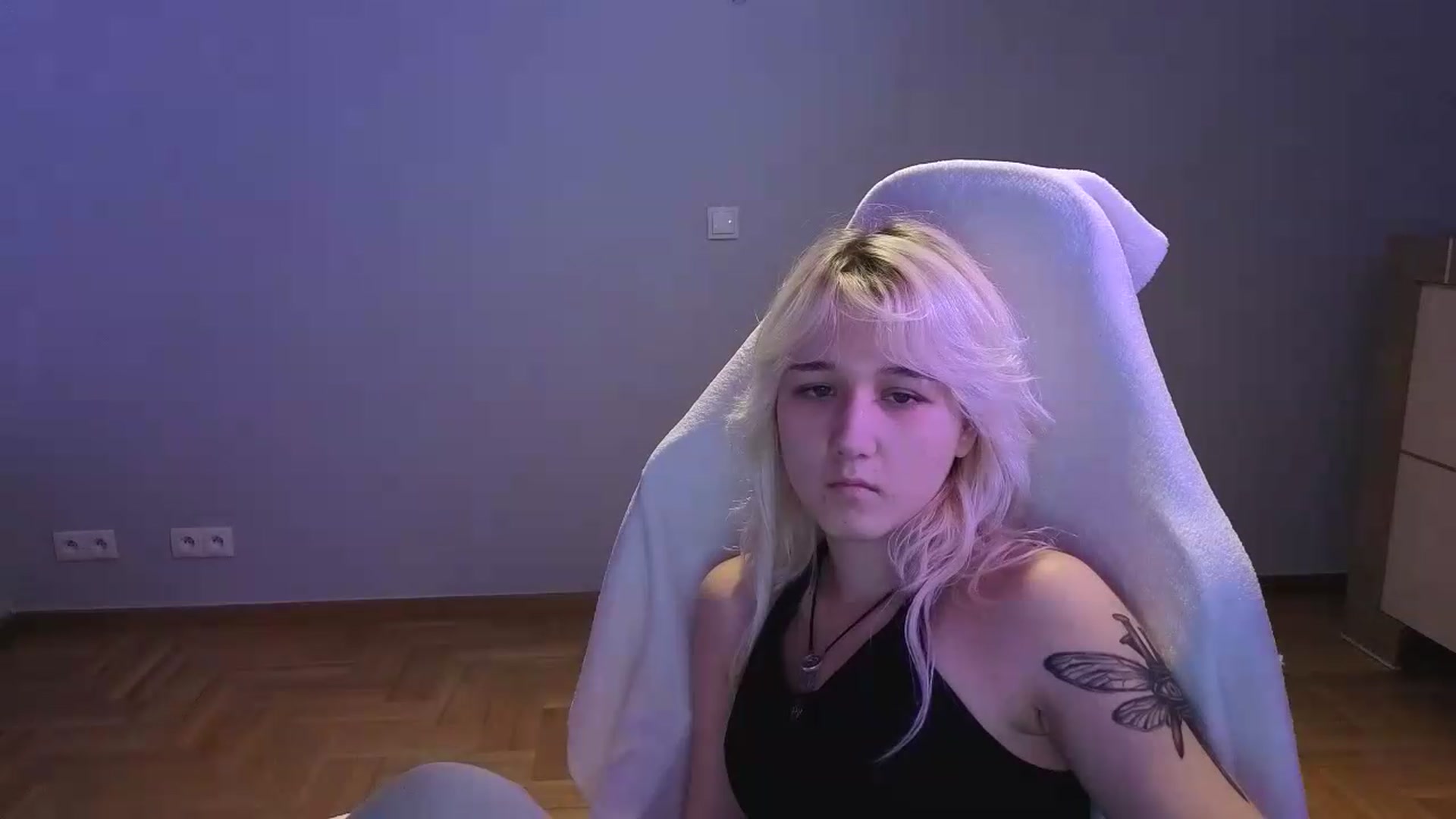 Gallery image thumbnail from LilyBloom's myfreecams stream on, 06/09/2026, 18:41 image 11 of 20