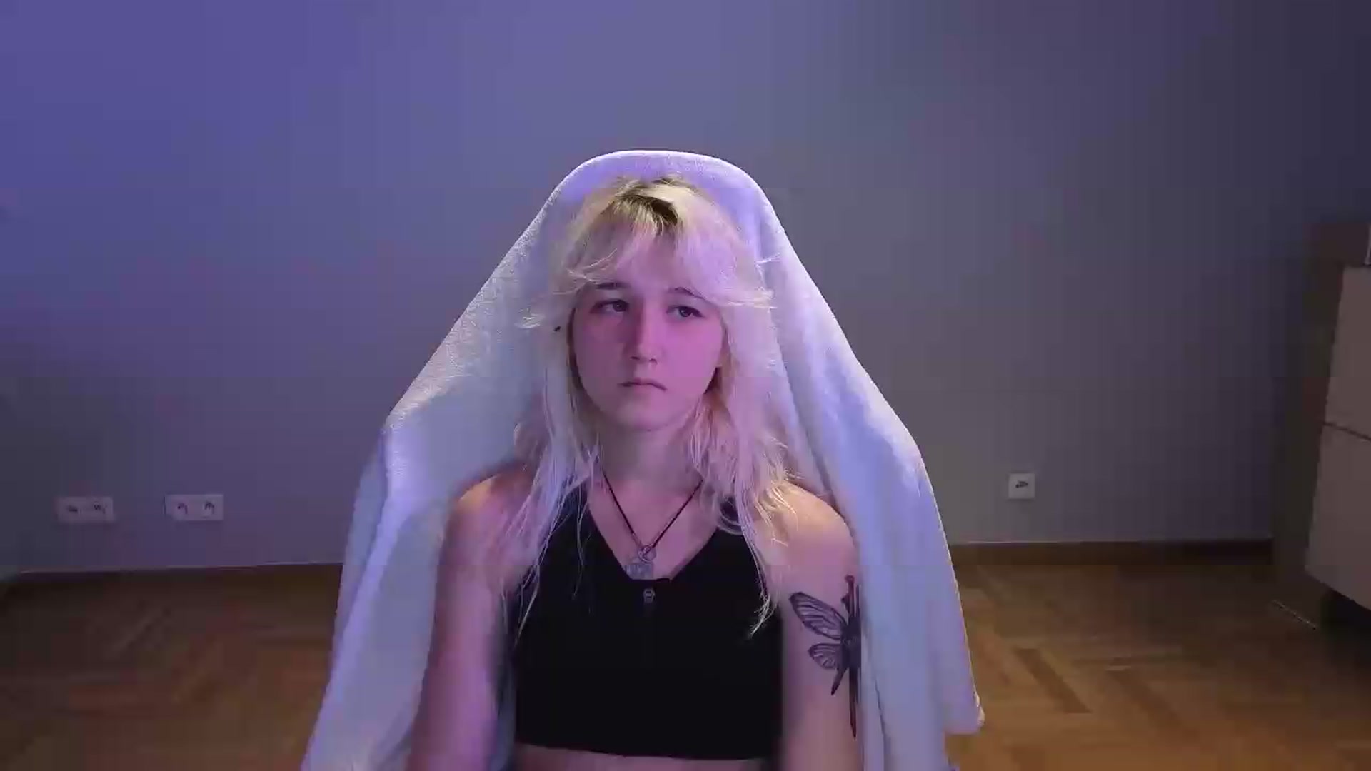 Gallery image thumbnail from LilyBloom's myfreecams stream on, 06/09/2026, 18:41 image 1 of 20