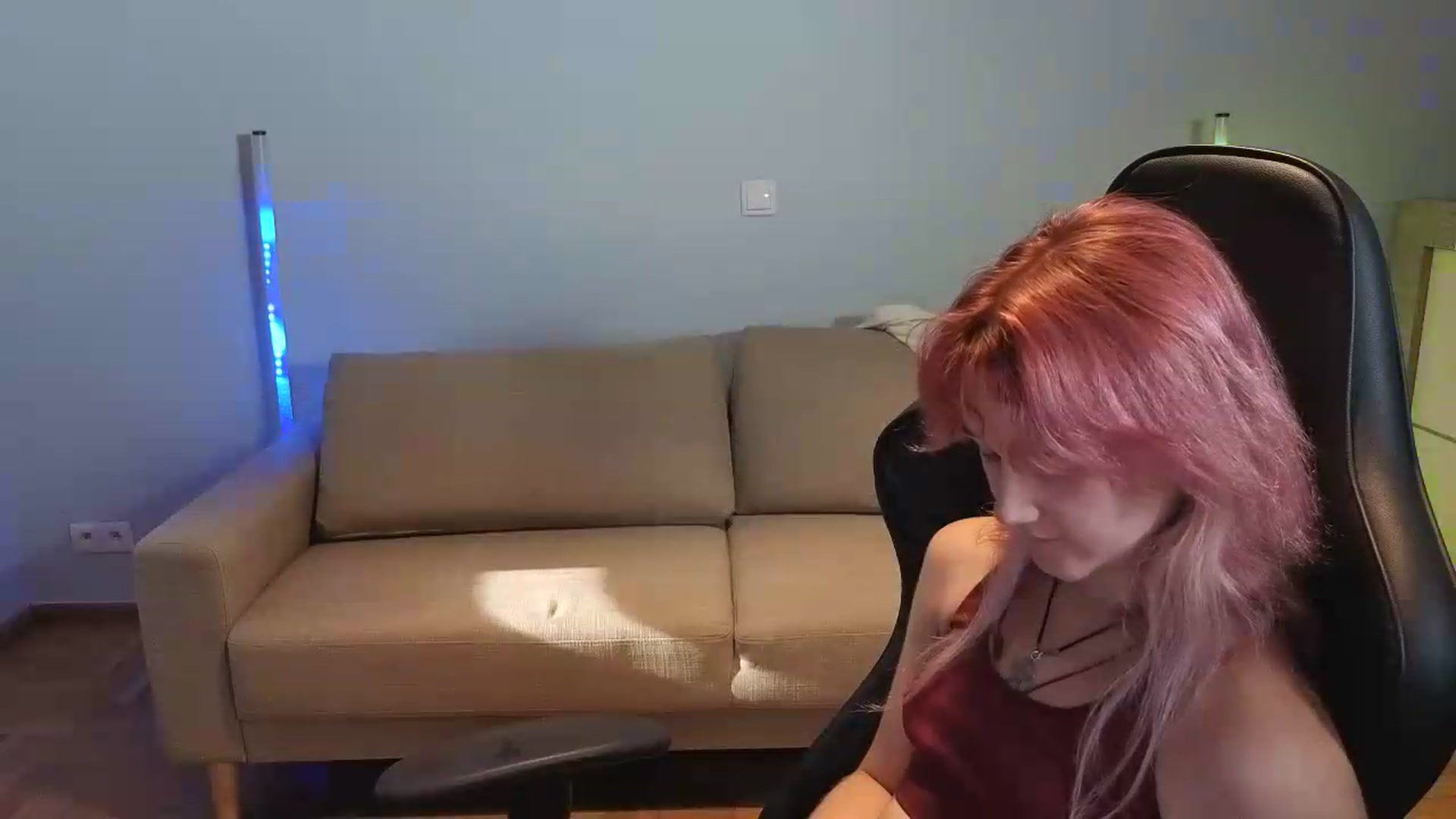 Gallery image thumbnail from LilyBloom's myfreecams stream on, 06/28/2026, 17:22 image 17 of 20