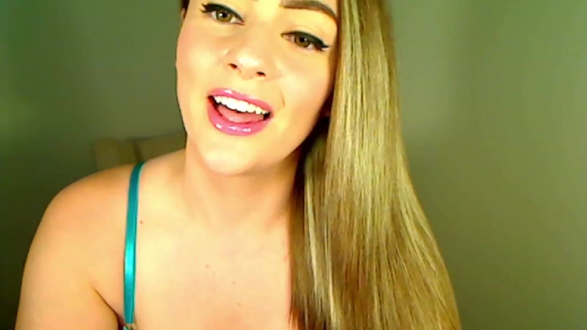 Gallery image thumbnail from LilyColt's myfreecams stream on, 12/09/2022, 19:40 image 5 of 20
