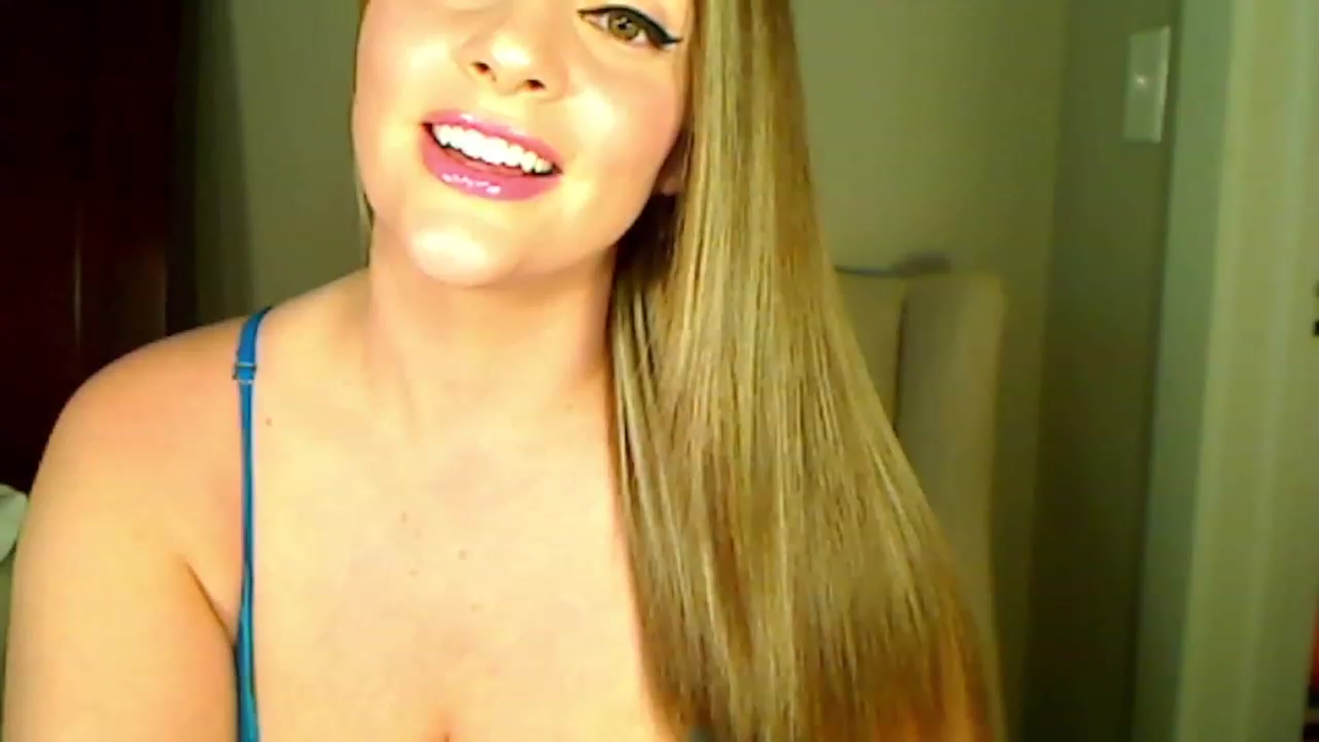 Gallery image thumbnail from LilyColt's myfreecams stream on, 03/07/2023, 18:05 image 18 of 20