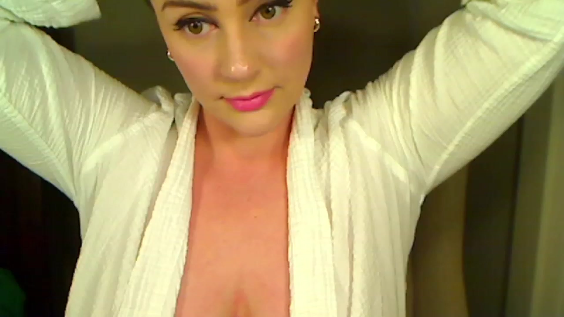 Gallery image thumbnail from LilyColt's myfreecams stream on, 03/06/2024, 24:59 image 2 of 20