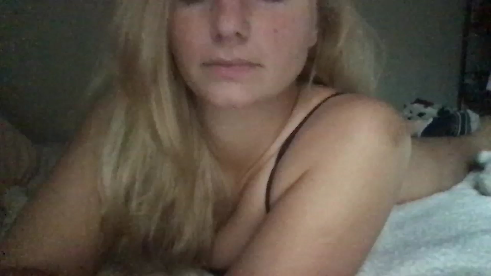 Gallery image thumbnail from LilyCookie's myfreecams stream on, 11/14/2022, 19:24 image 11 of 20
