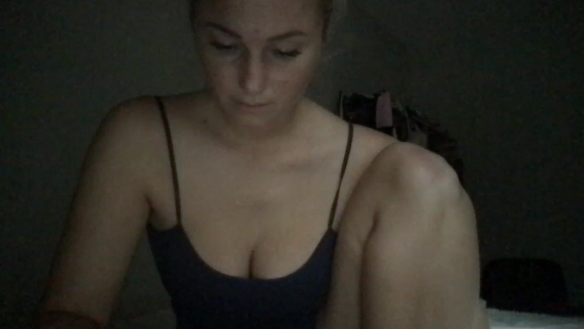 Gallery image thumbnail from LilyCookie's myfreecams stream on, 11/14/2022, 20:33 image 18 of 20