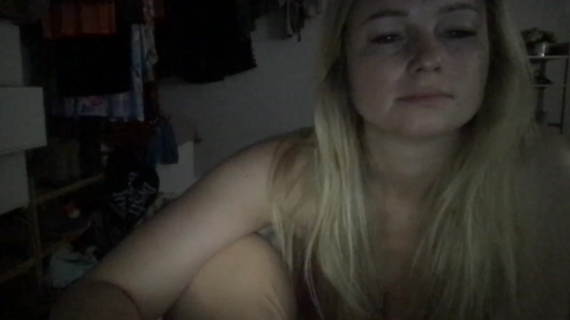 Gallery image thumbnail from LilyCookie's myfreecams stream on, 03/20/2023, 11:34 image 12 of 20