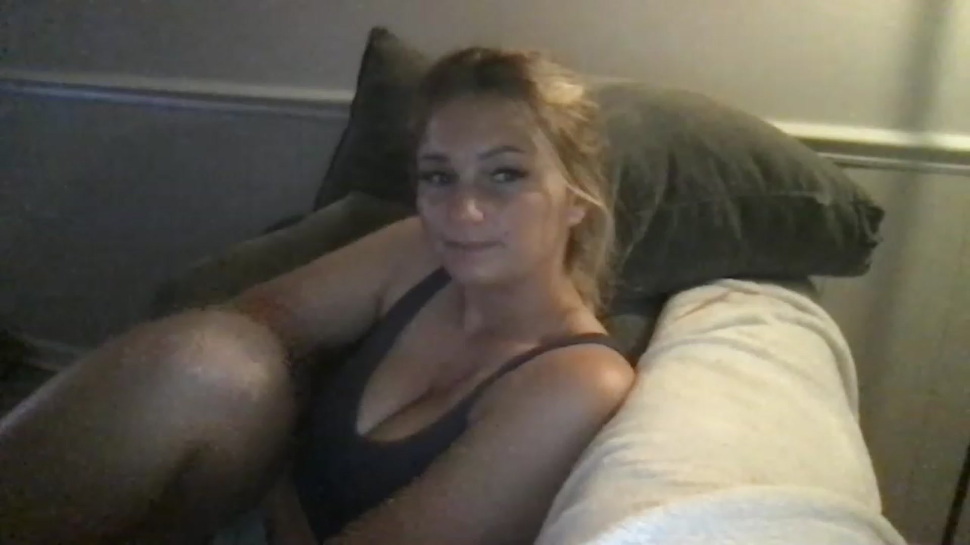 Gallery image thumbnail from LilyCookie's myfreecams stream on, 05/07/2023, 02:03 image 8 of 20