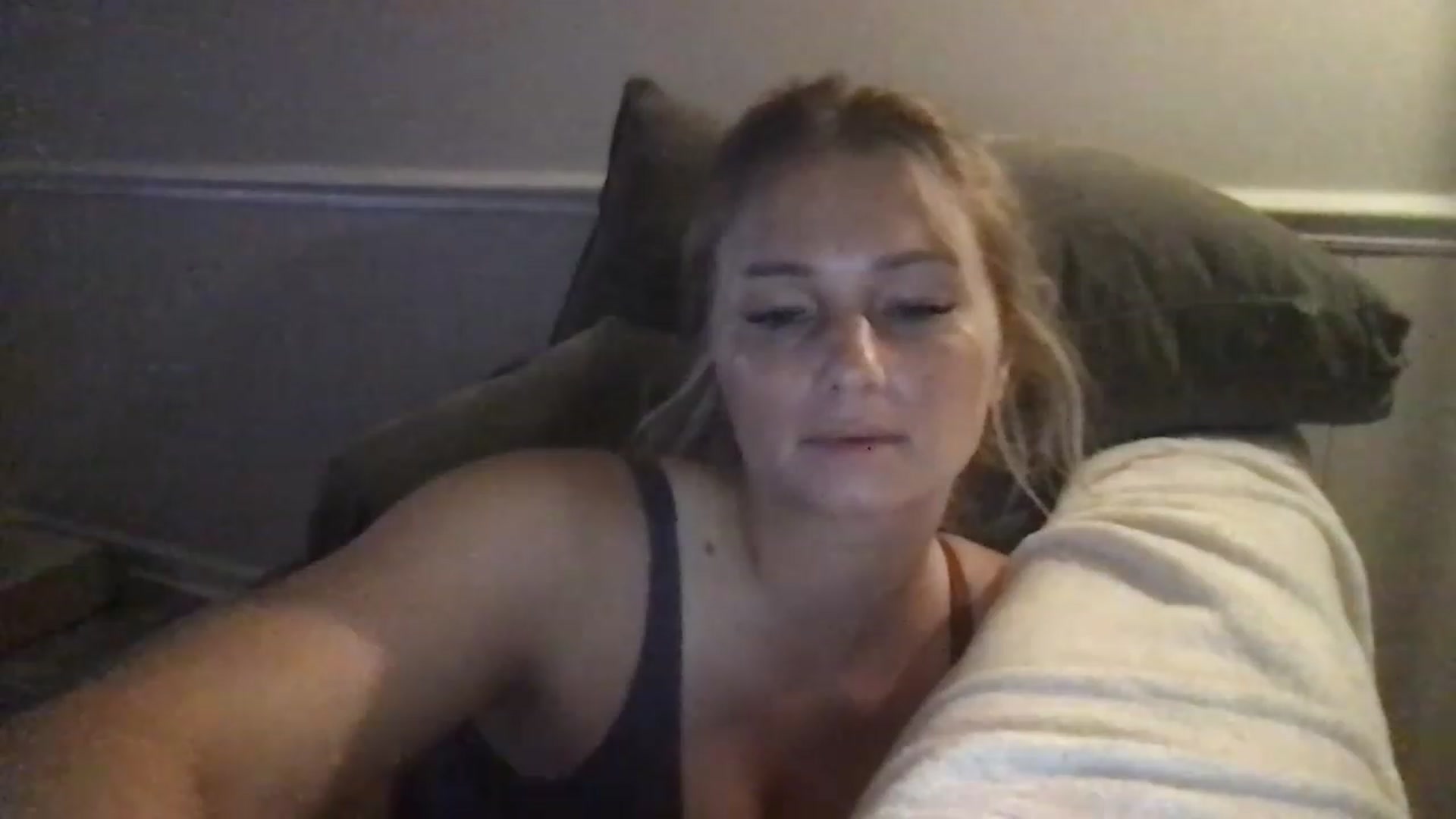 Gallery image thumbnail from LilyCookie's myfreecams stream on, 05/07/2023, 02:03 image 18 of 20