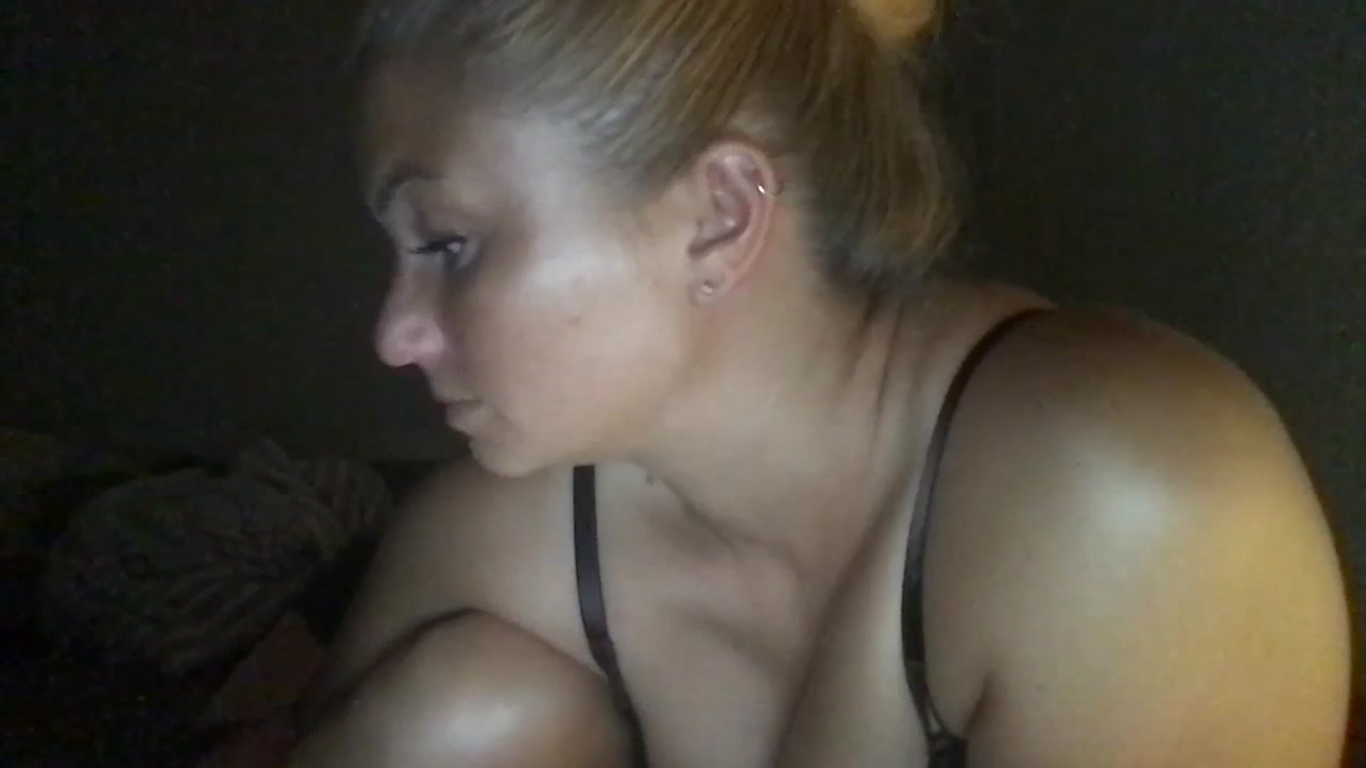 Gallery image thumbnail from LilyCookie's myfreecams stream on, 07/23/2023, 22:15 image 9 of 20