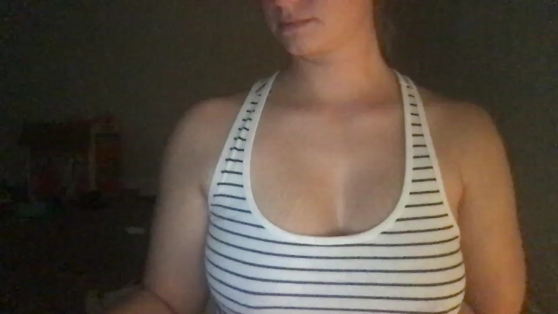 Gallery image thumbnail from LilyCookie's myfreecams stream on, 08/06/2023, 15:35 image 12 of 20