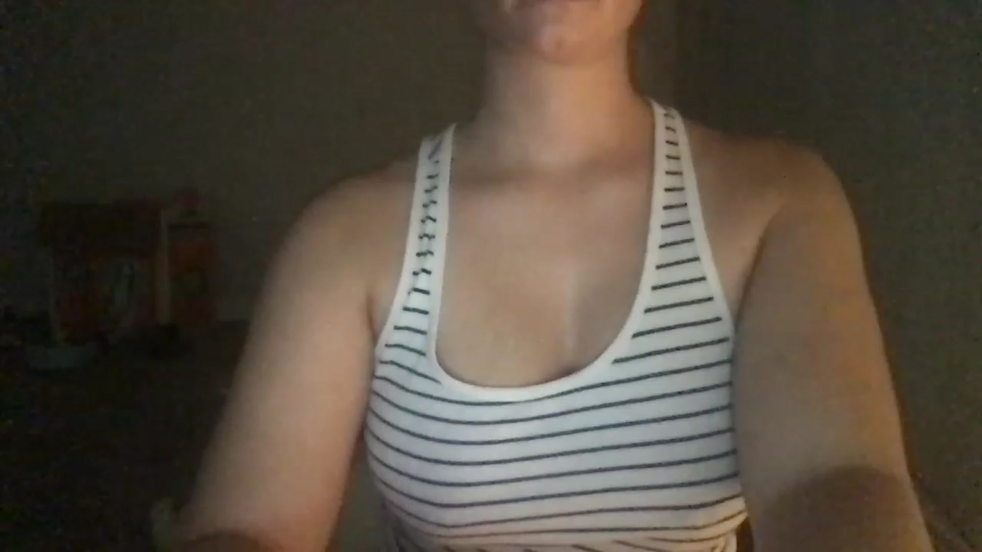 Gallery image thumbnail from LilyCookie's myfreecams stream on, 08/06/2023, 15:35 image 15 of 20
