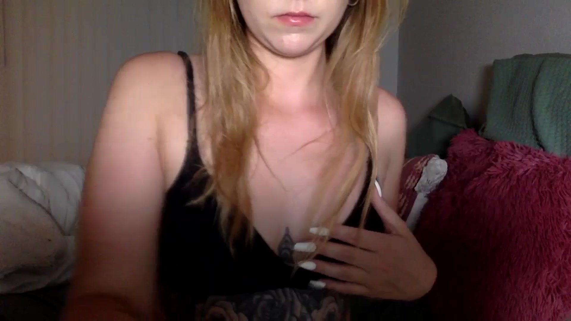 Gallery image thumbnail from LilyDunn's myfreecams stream on, 09/05/2023, 09:19 image 13 of 20