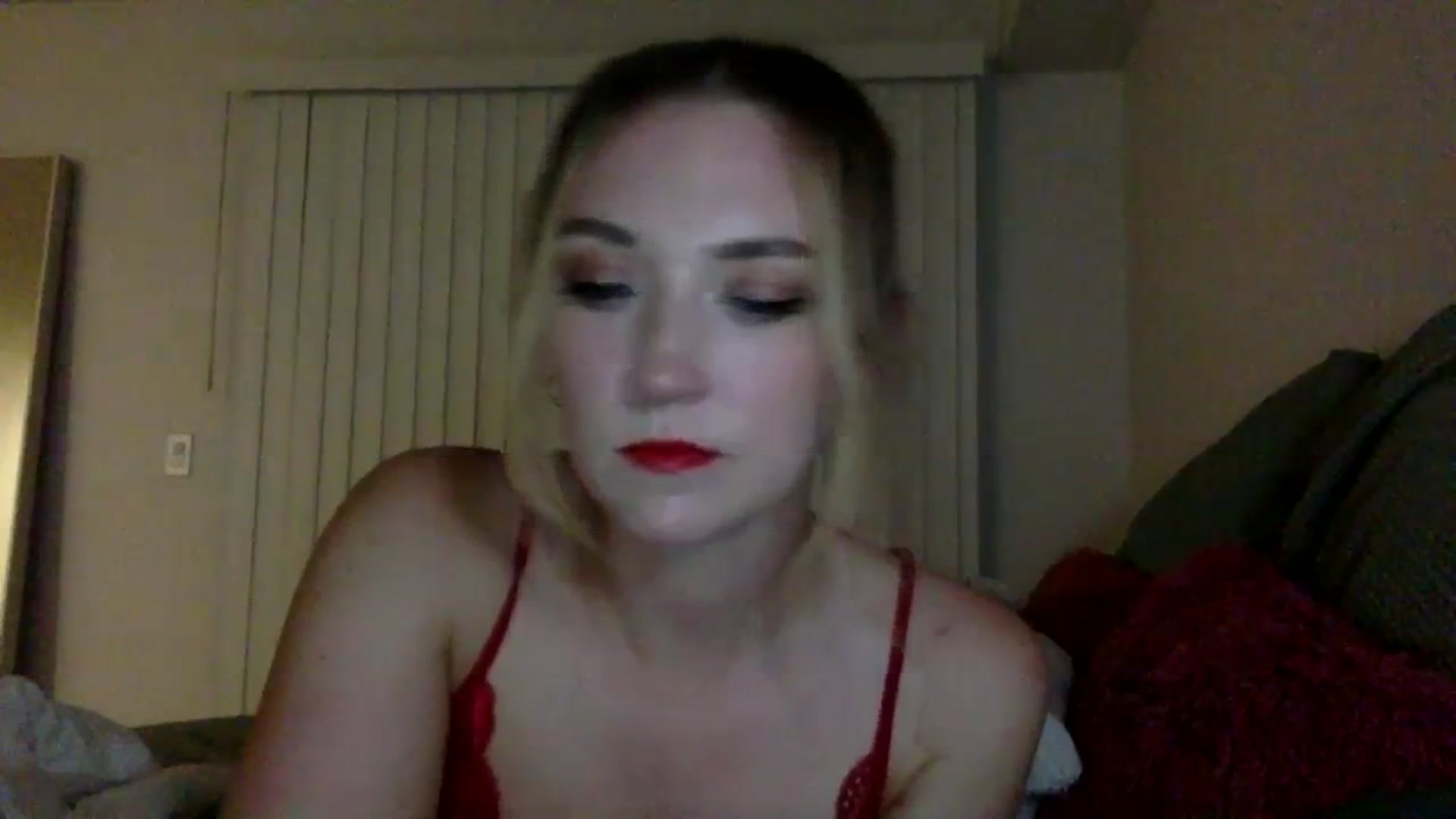 Gallery image thumbnail from LilyDunn's myfreecams stream on, 09/25/2023, 09:37 image 15 of 20