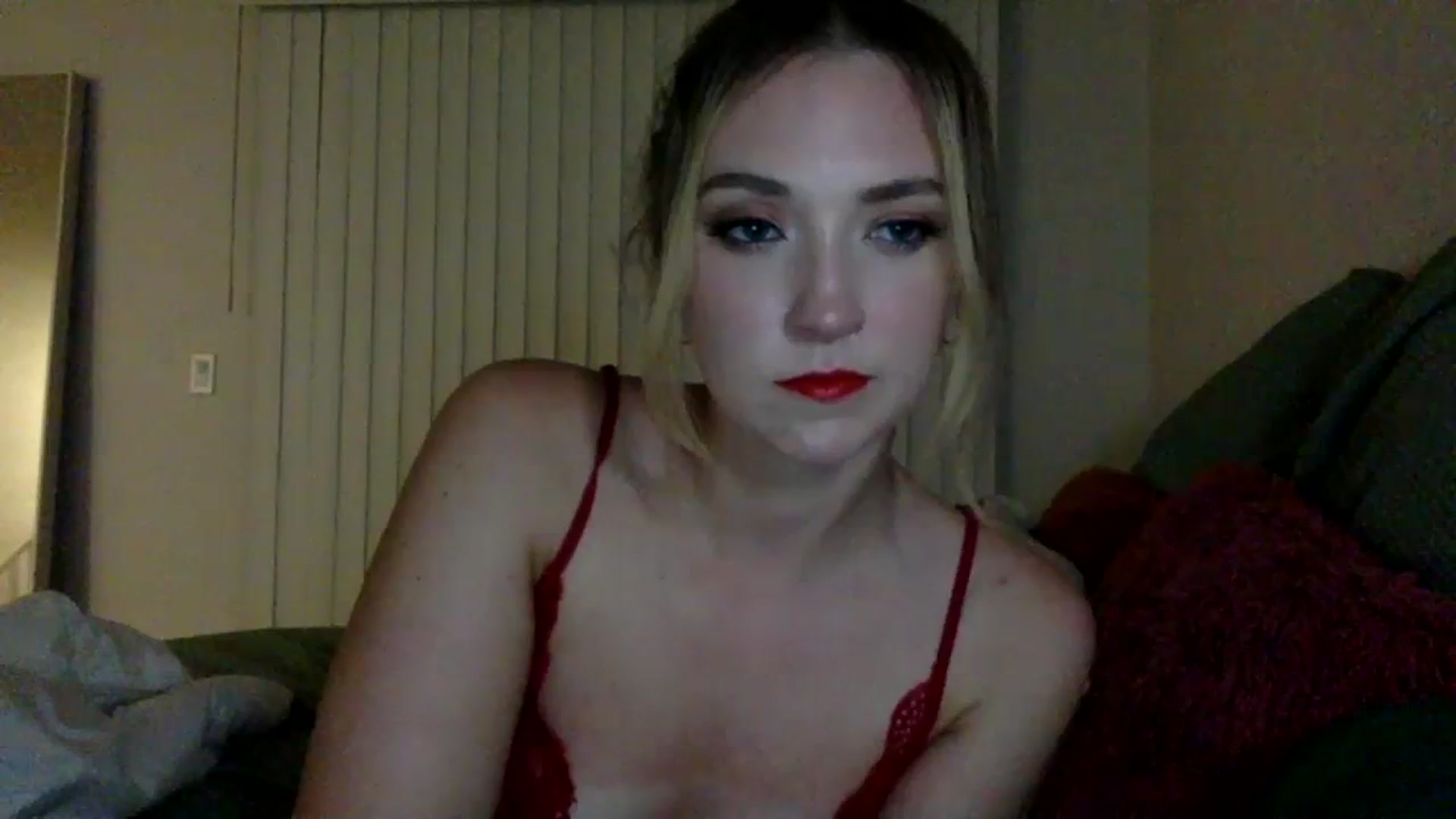 Gallery image thumbnail from LilyDunn's myfreecams stream on, 09/25/2023, 09:37 image 20 of 20