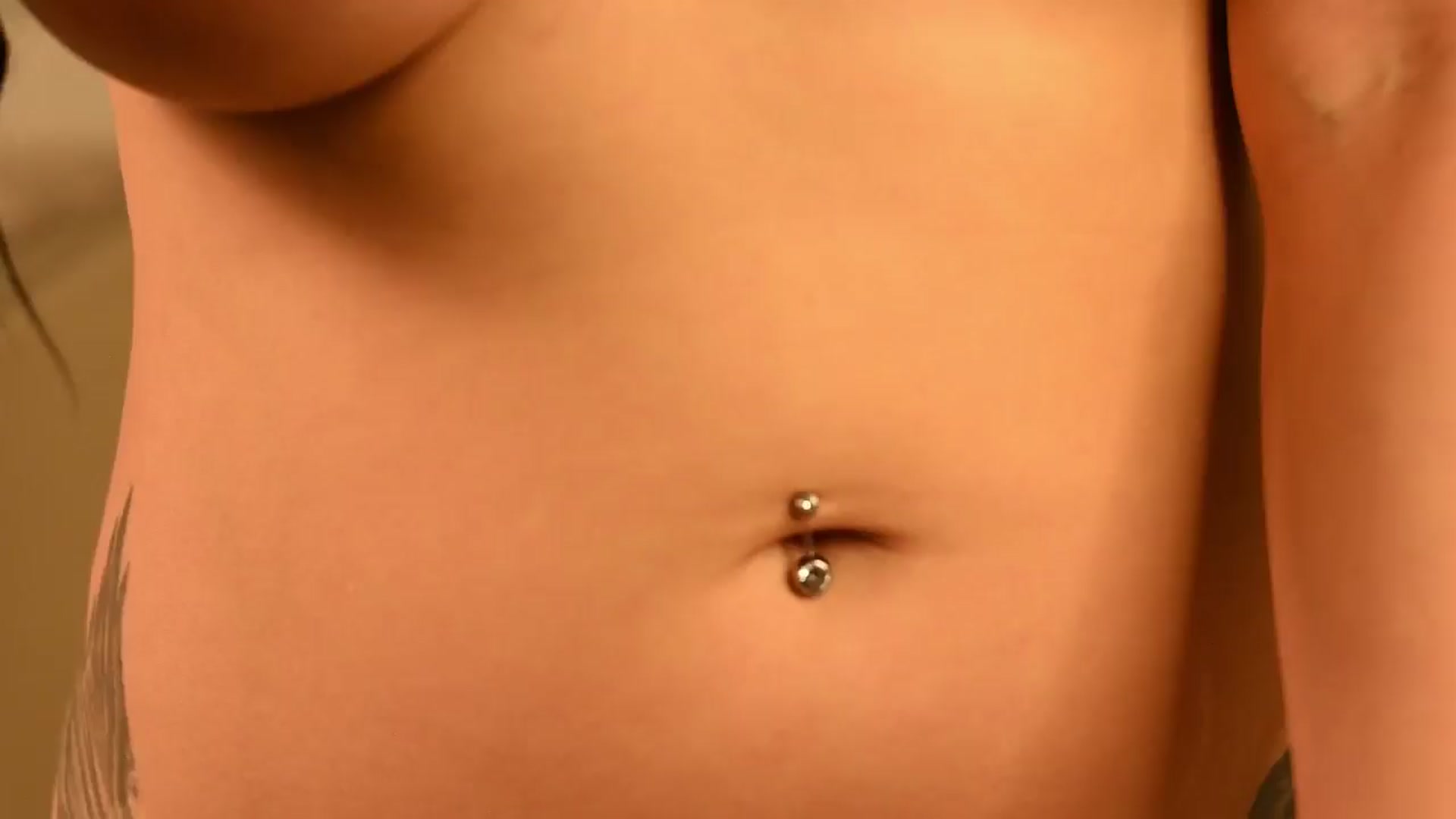 Gallery image thumbnail from LilyFord's myfreecams stream on, 12/15/2024, 08:13 image 8 of 20