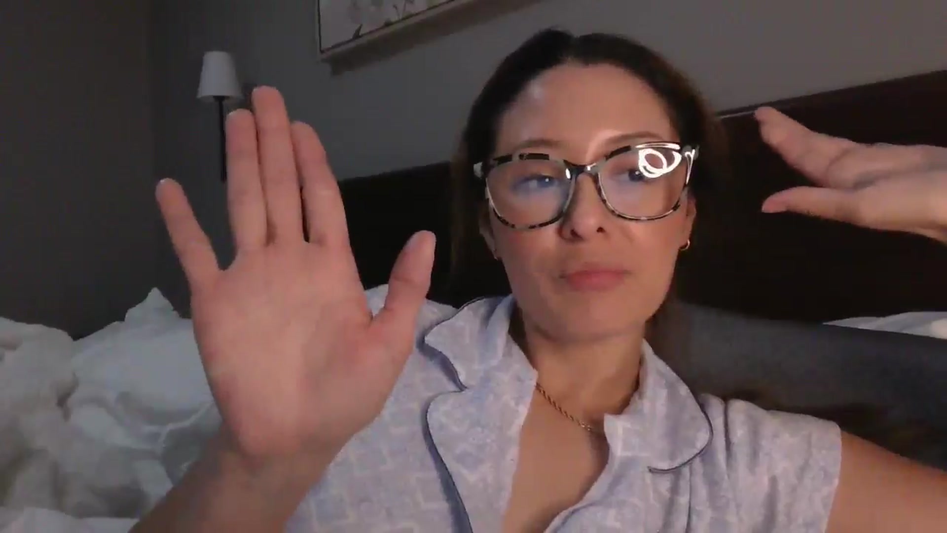 Gallery image thumbnail from LilyFord's myfreecams stream on, 01/29/2026, 08:35 image 8 of 20